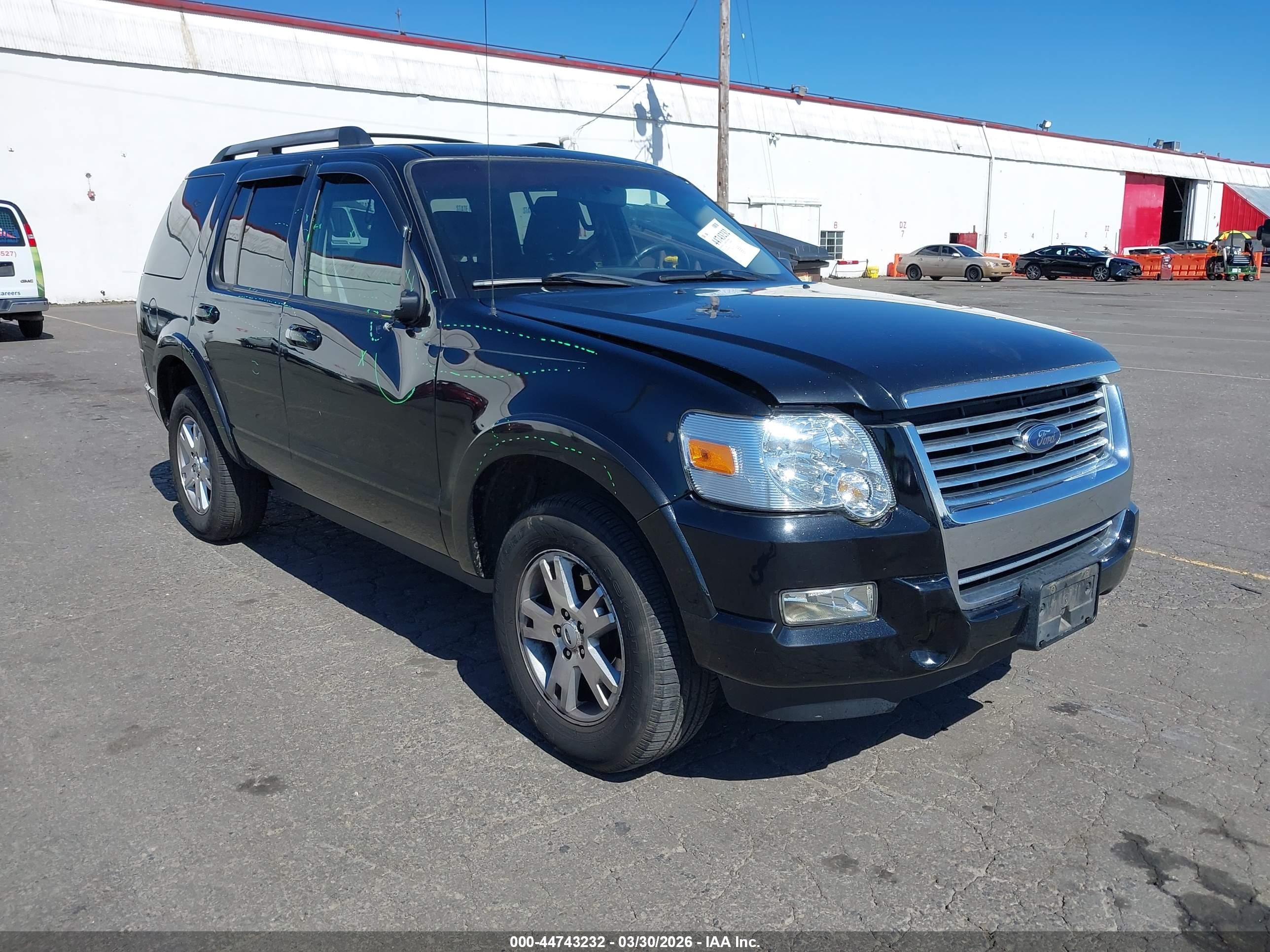 2009 Ford Explorer Xlt Black vin: 1FMEU73809UA27849