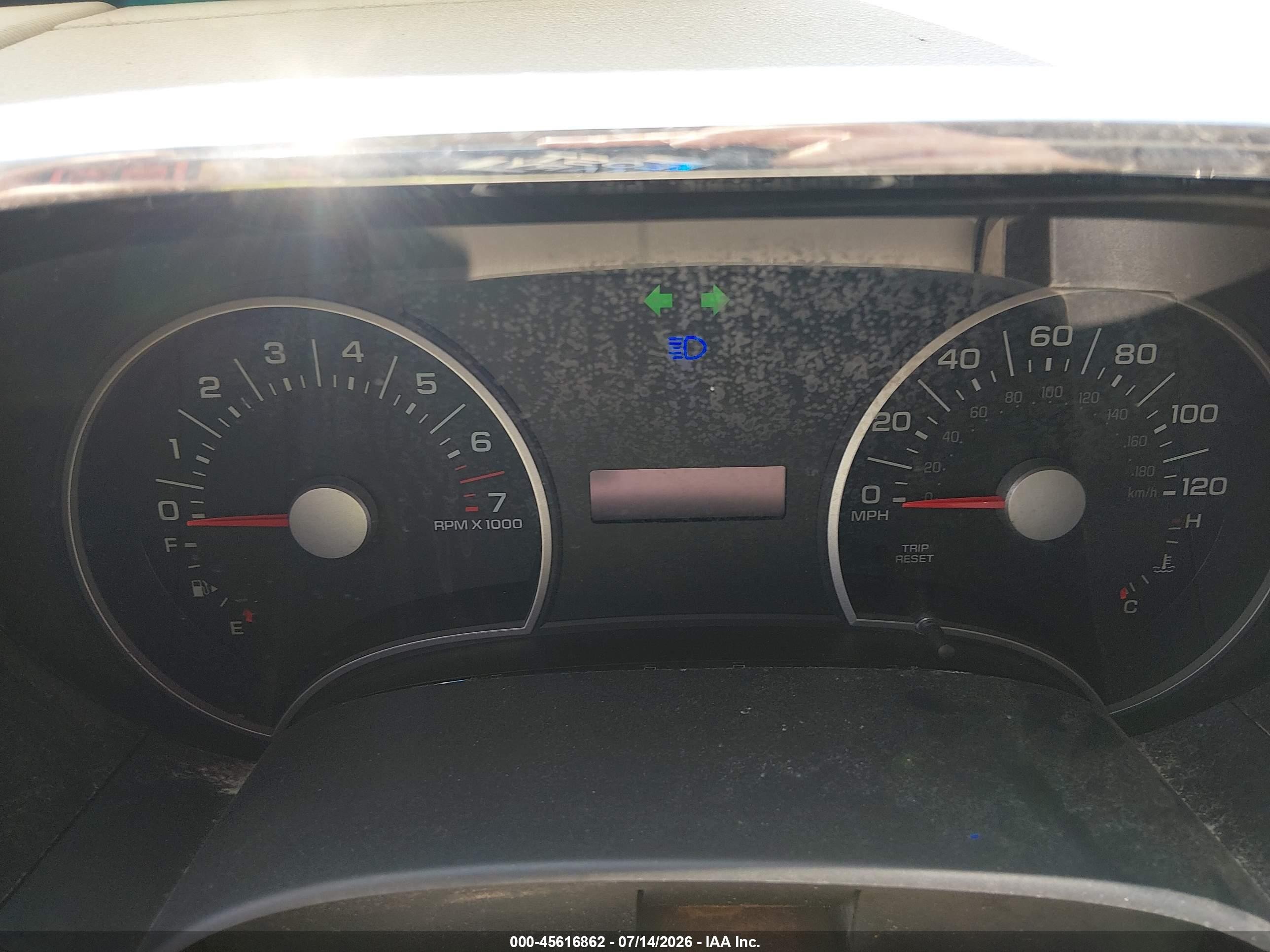 2006 Ford Explorer Xlt Серебряный vin: 1FMEU73816ZA13053