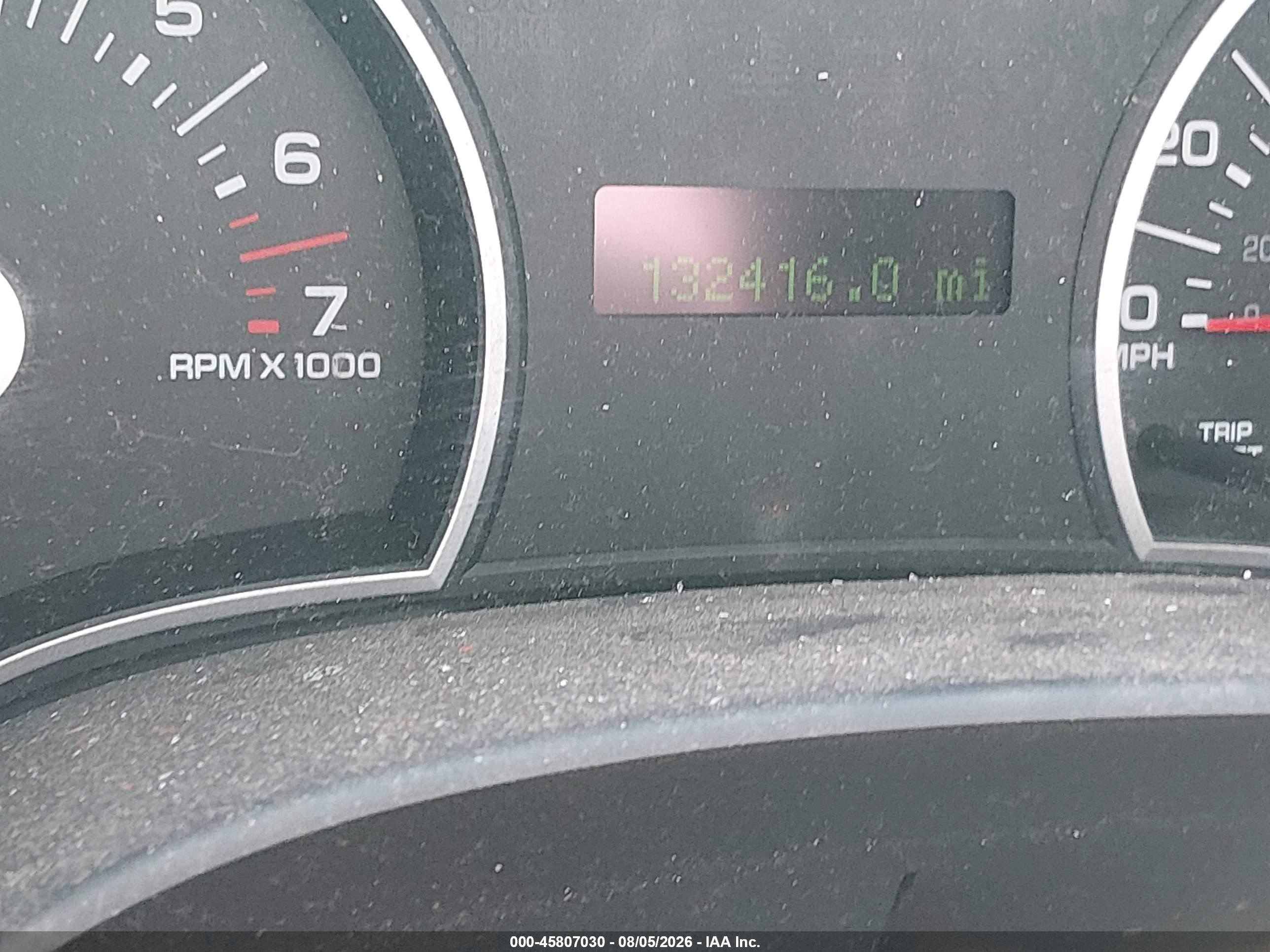 2006 Ford Explorer Xlt White vin: 1FMEU73846UB12351