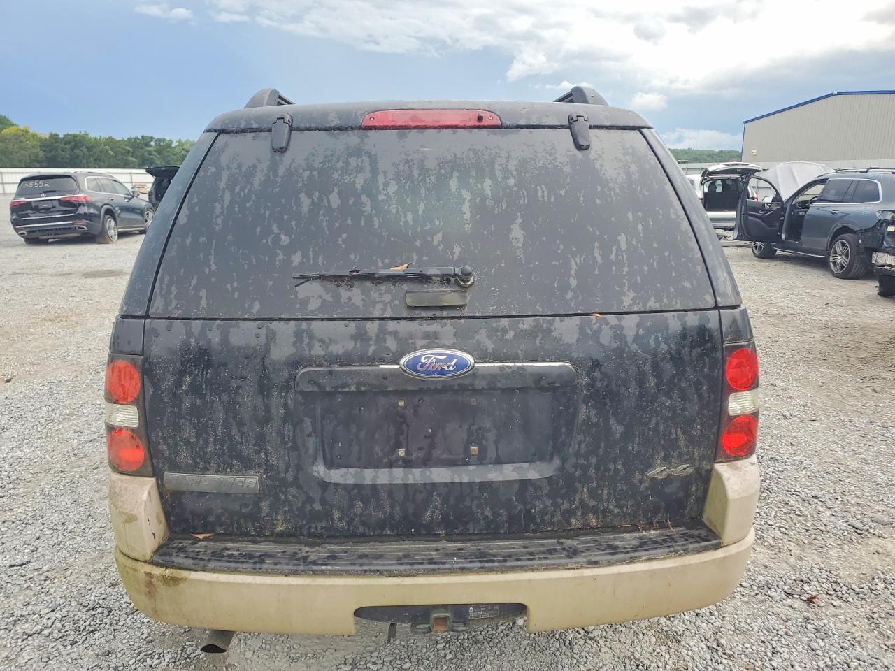 2008 Ford Explorer Xlt Черный vin: 1FMEU73858UA20863