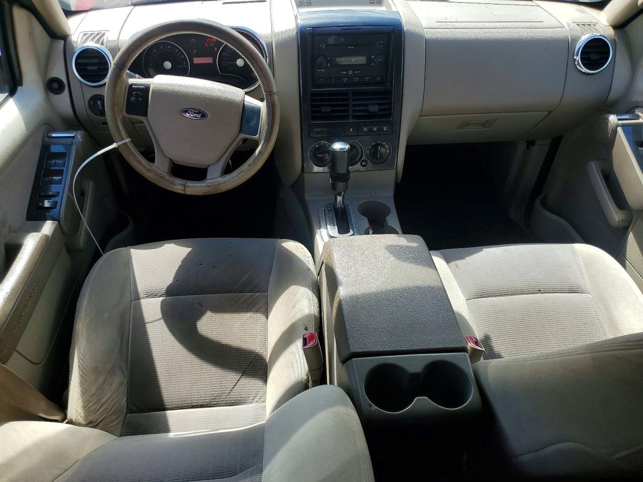 2007 Ford Explorer Xlt Red vin: 1FMEU738X7UB59241