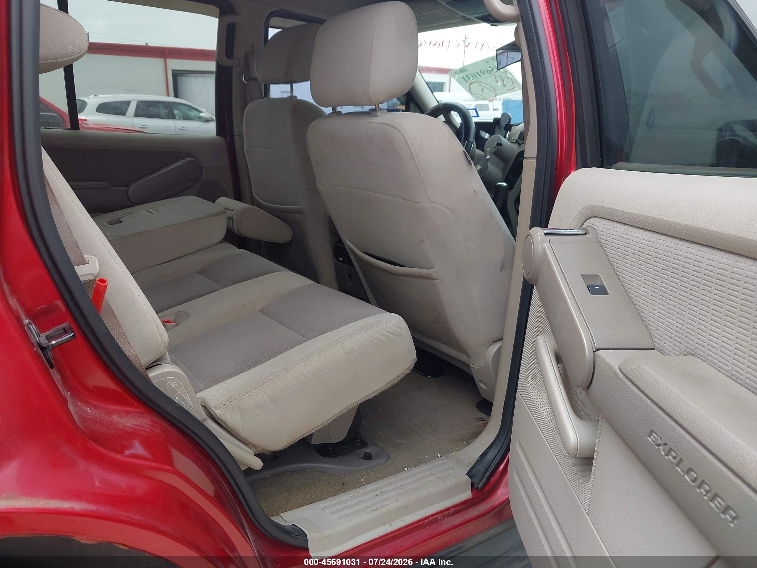 2007 Ford Explorer Xlt Red vin: 1FMEU73E07UB03671