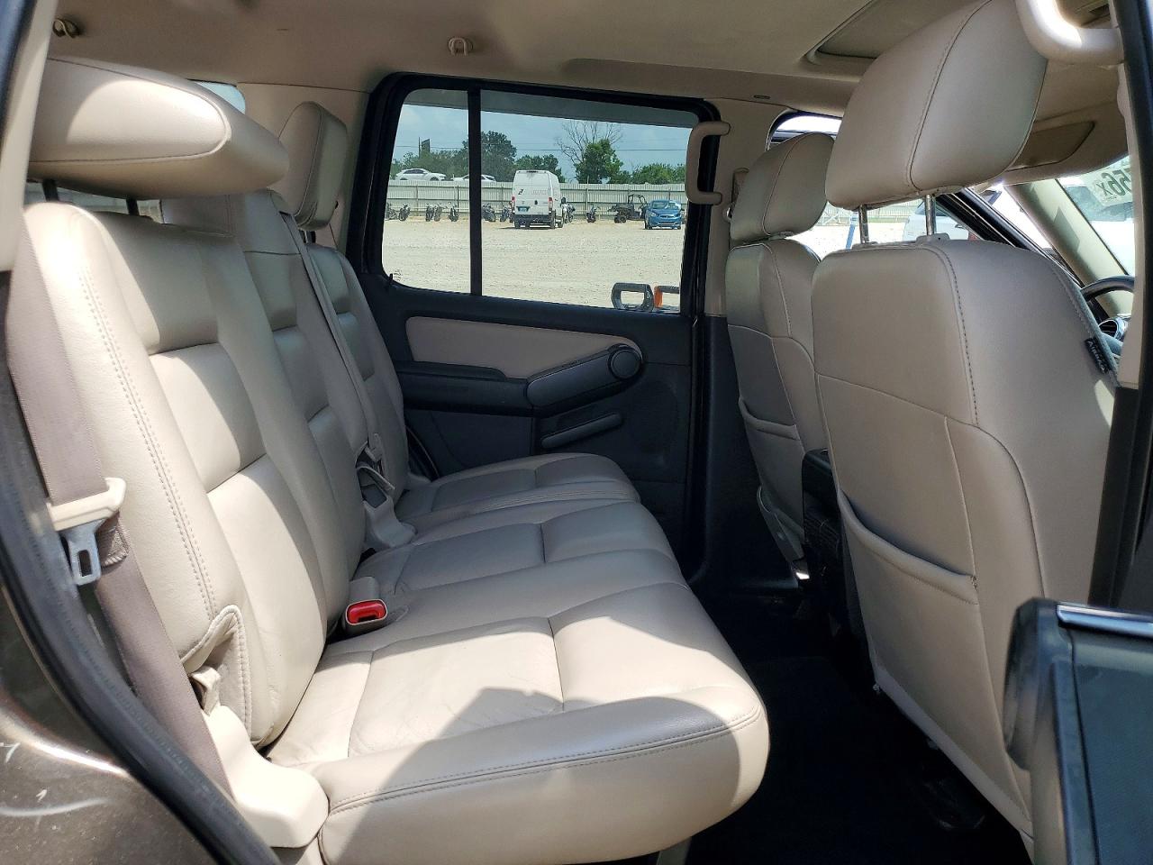 2008 Ford Explorer Xlt Gray vin: 1FMEU73E08UB11481