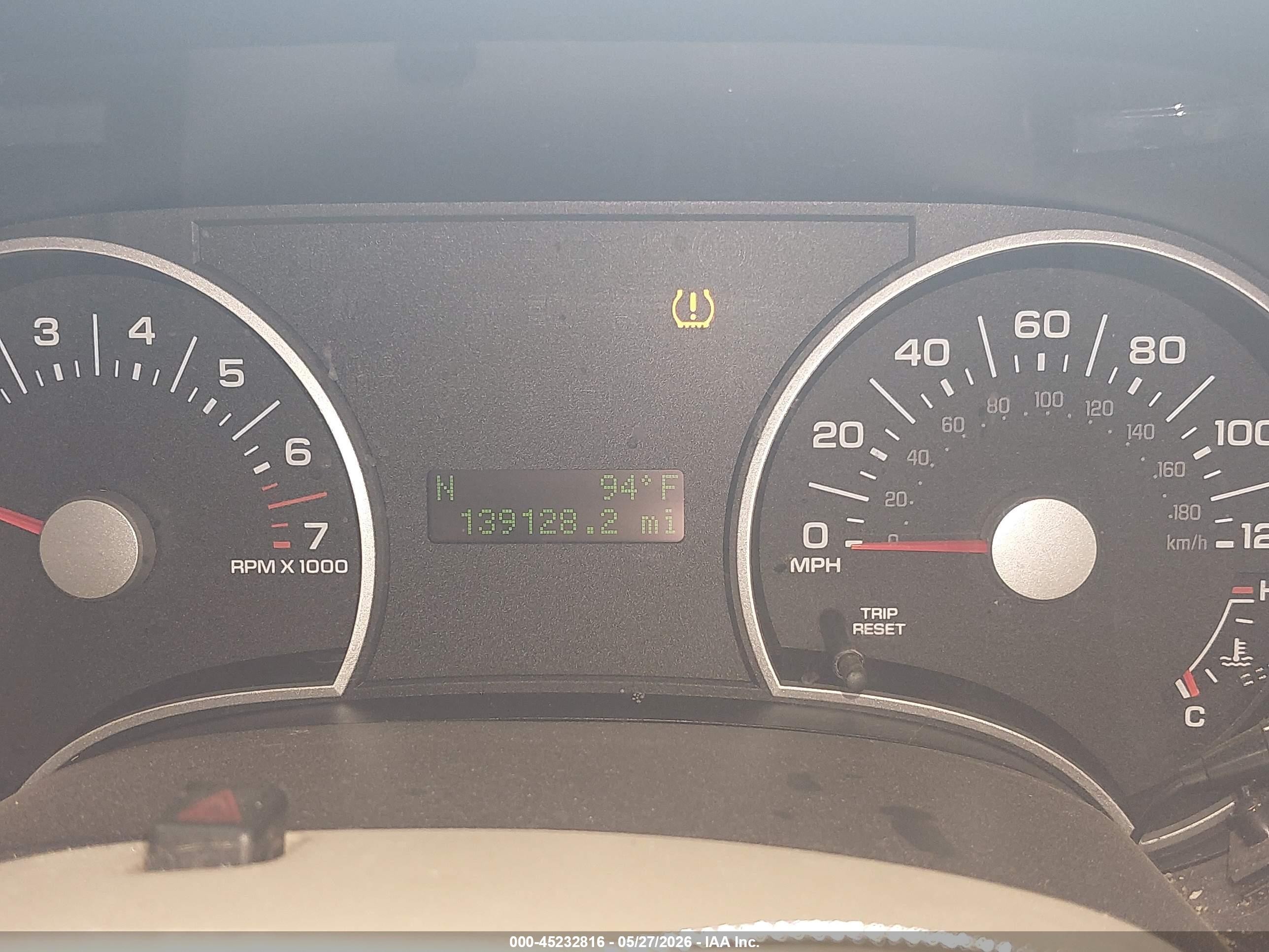 2006 Ford Explorer Xlt Красный vin: 1FMEU73E16UB67202
