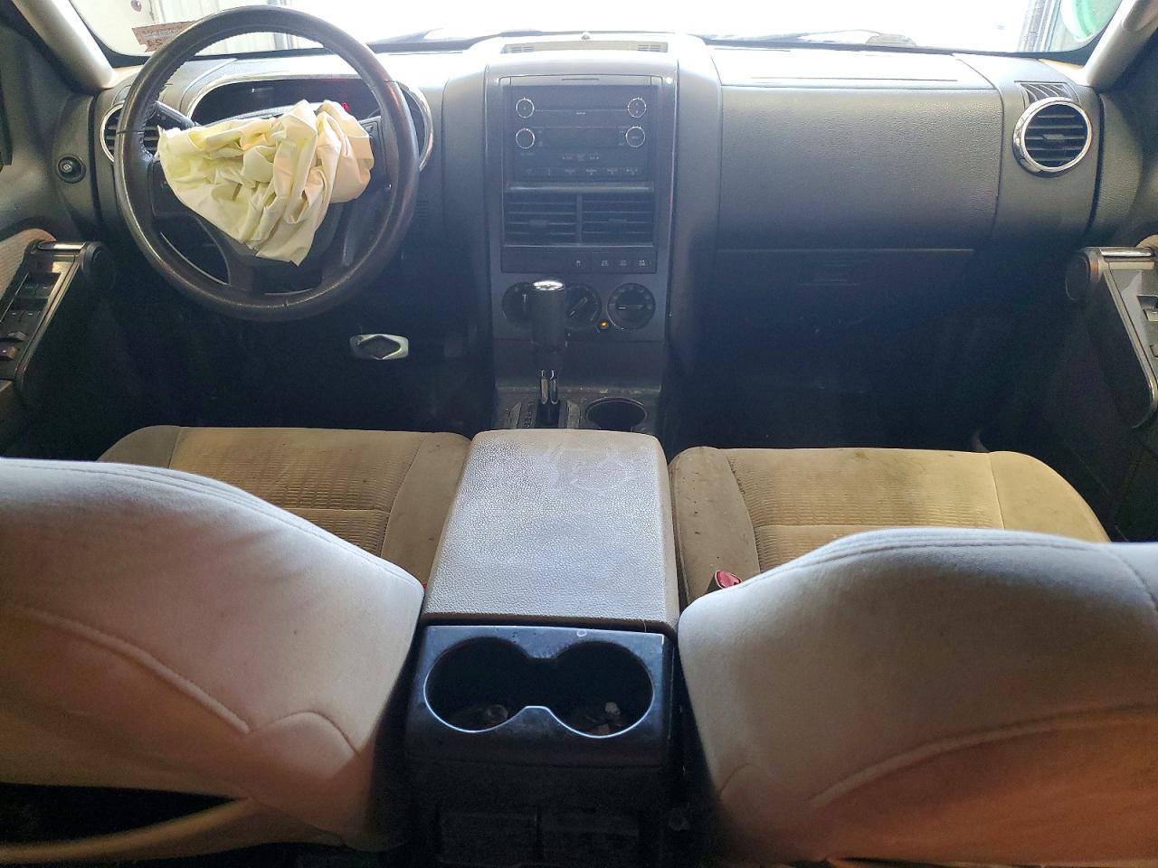 2008 Ford Explorer Черный vin: 1FMEU73E18UB00263