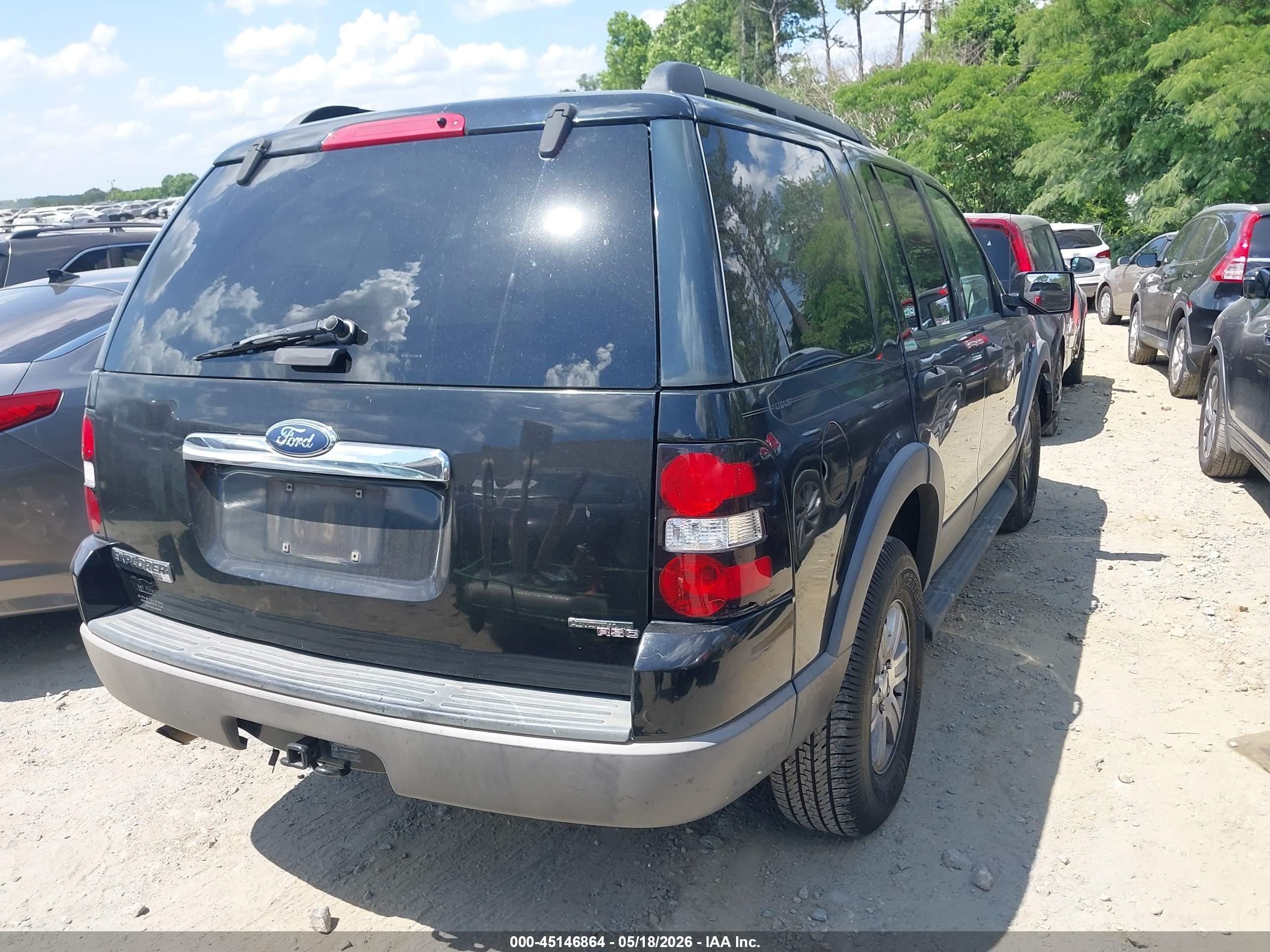 2006 Ford Explorer Xlt Black vin: 1FMEU73E26UB05694