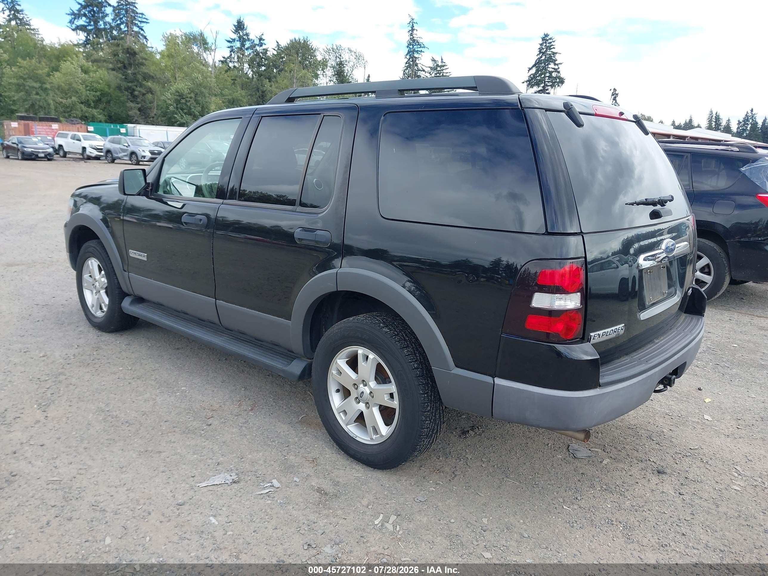 2006 Ford Explorer Xlt Black vin: 1FMEU73E26UB32250