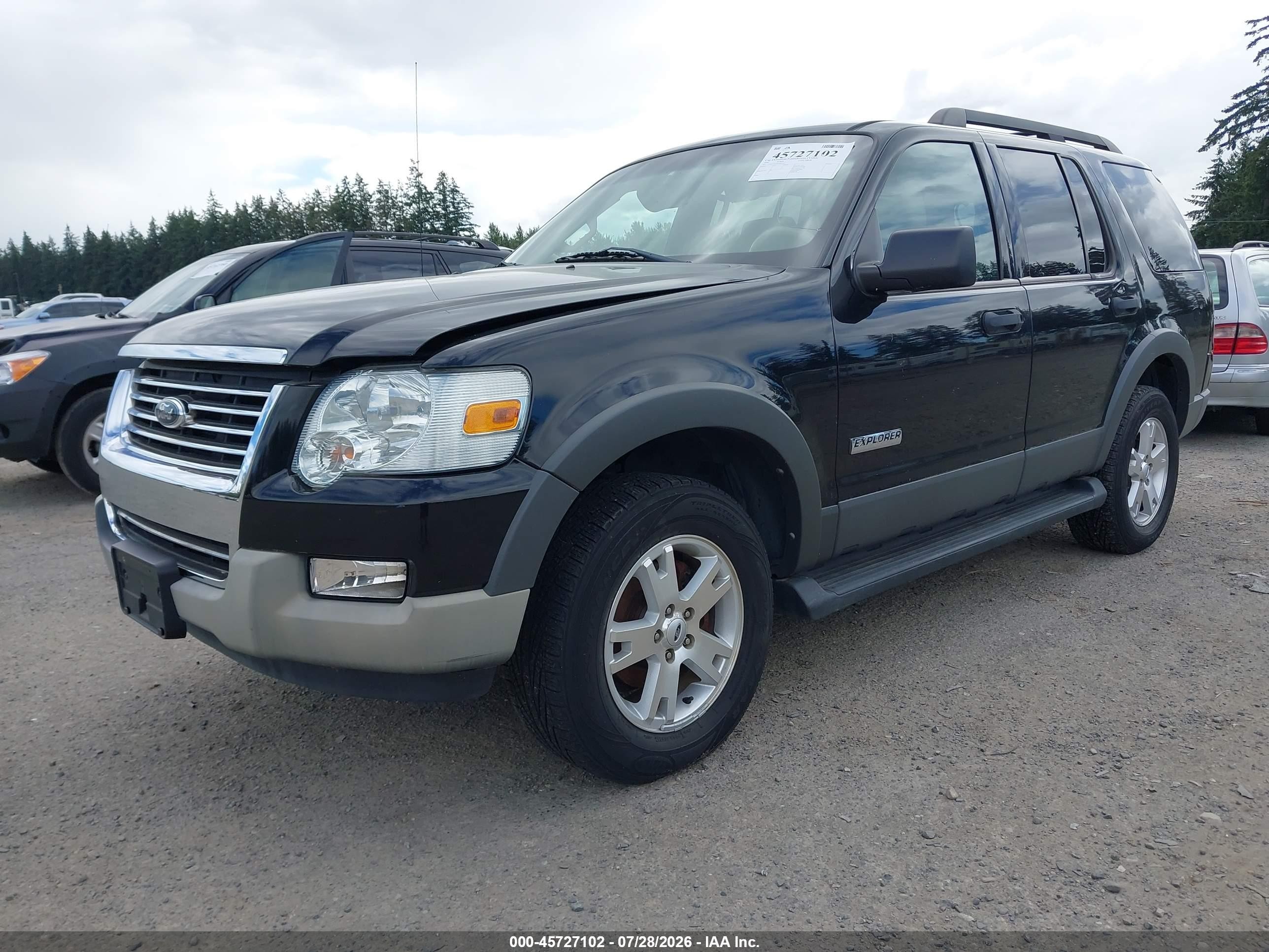 2006 Ford Explorer Xlt Black vin: 1FMEU73E26UB32250