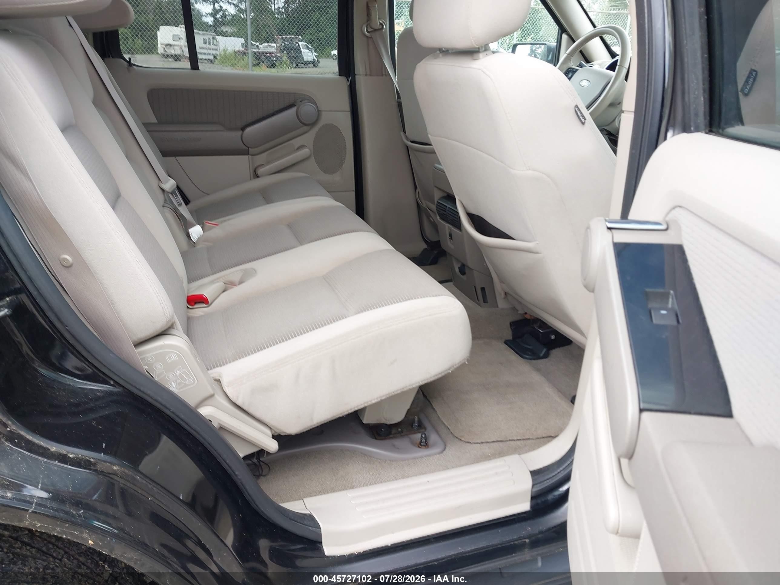2006 Ford Explorer Xlt Black vin: 1FMEU73E26UB32250