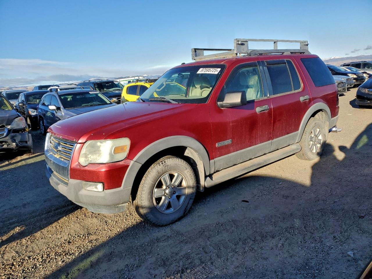 2006 Ford Explorer Xlt Red vin: 1FMEU73E26UB64180