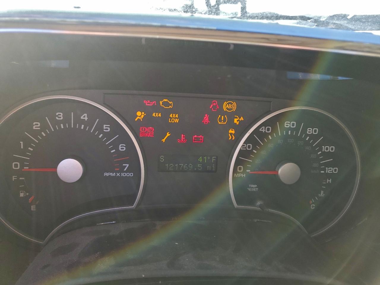 2006 Ford Explorer Xlt Red vin: 1FMEU73E26UB64180
