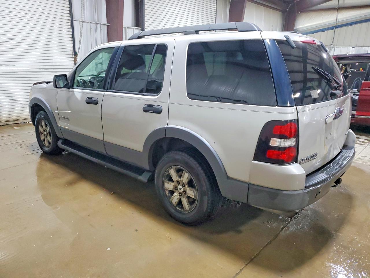 2006 Ford Explorer Xlt Silver vin: 1FMEU73E26ZA22267