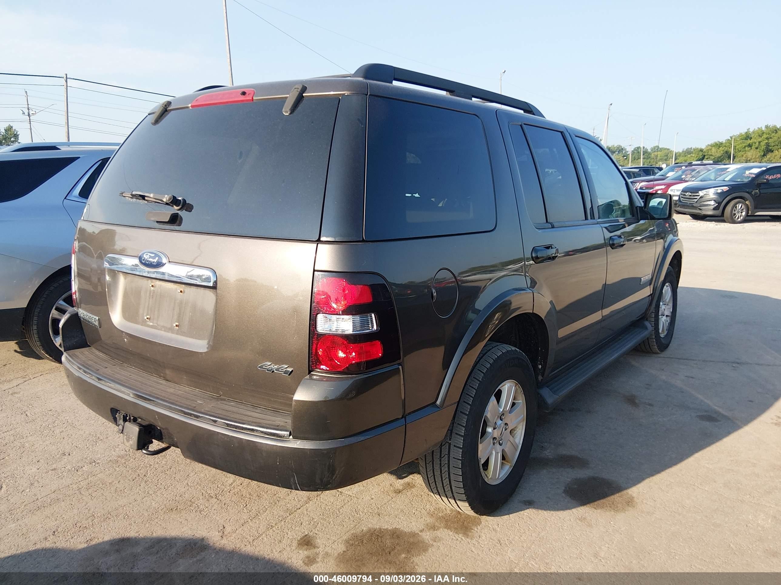 2008 Ford Explorer Xlt Brown vin: 1FMEU73E28UA29610
