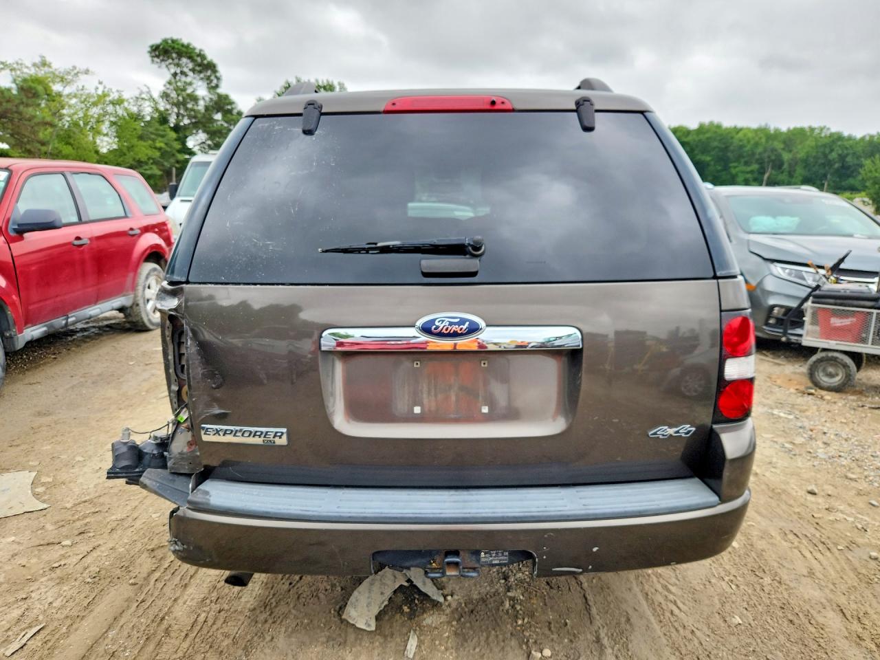 2008 Ford Explorer Xlt Коричневый vin: 1FMEU73E28UA96689