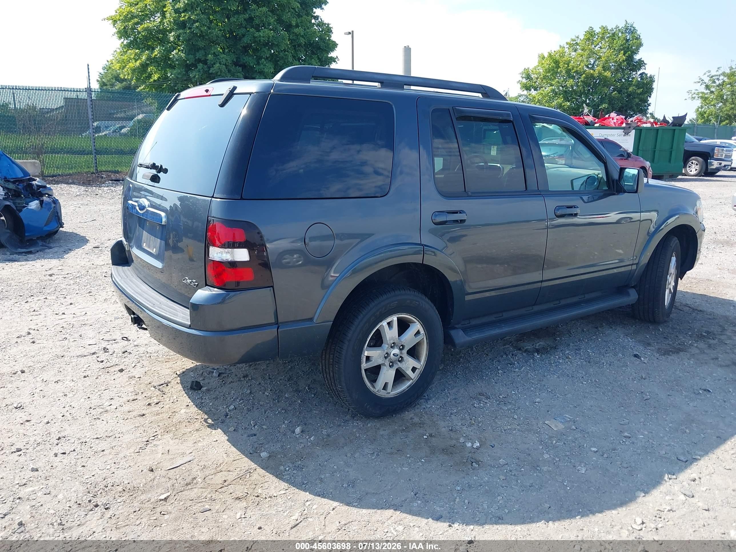 2009 Ford Explorer Xlt Gray vin: 1FMEU73E29UA28412