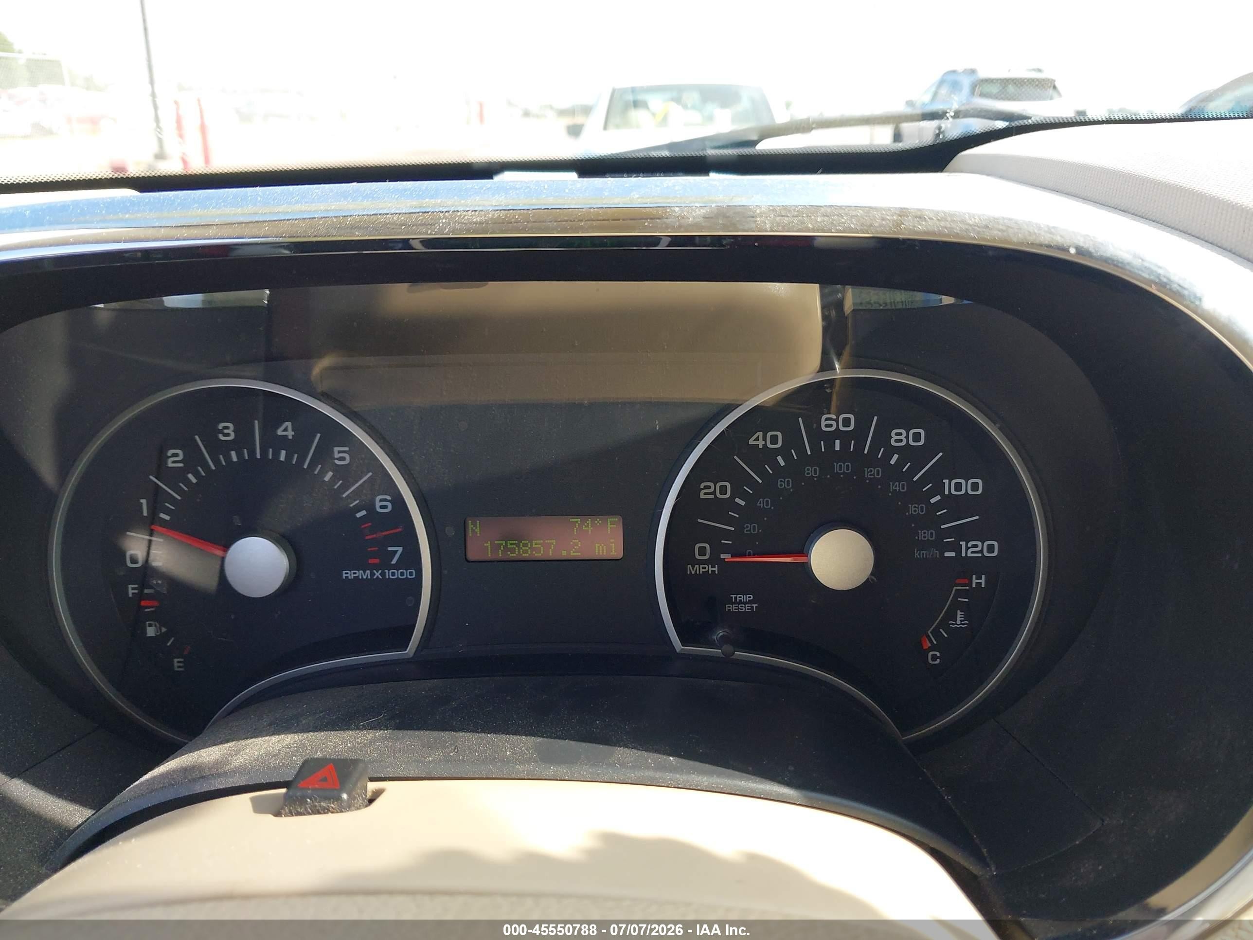 2006 Ford Explorer Xlt Золотой vin: 1FMEU73E36UB74314