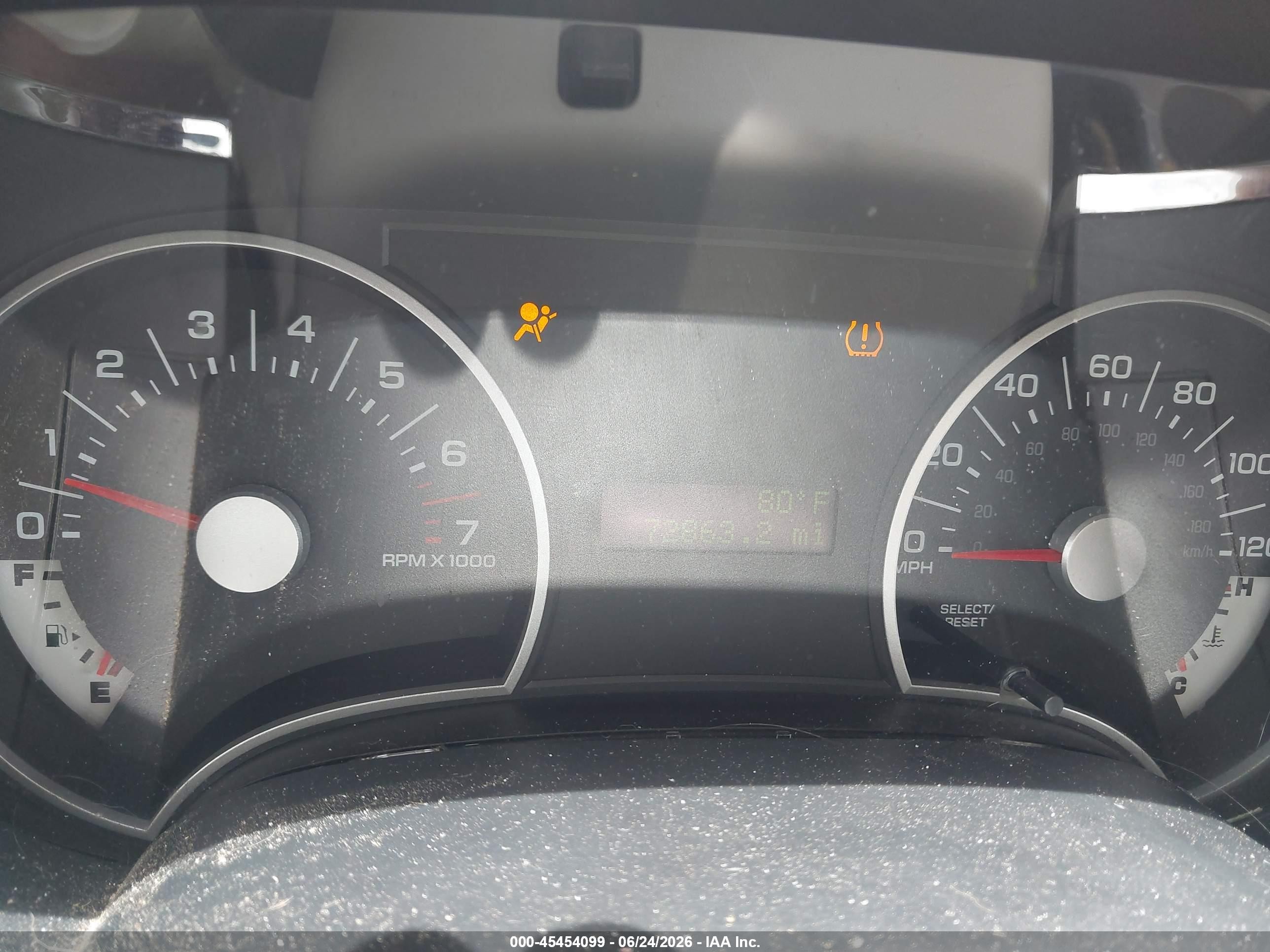 2007 Ford Explorer Xlt White vin: 1FMEU73E37UA47614
