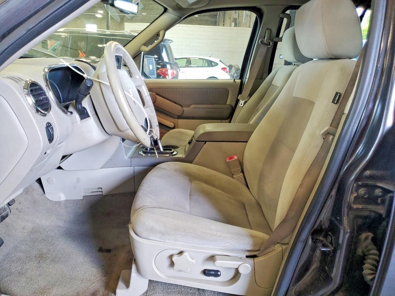 2007 Ford Explorer Xlt Charcoal vin: 1FMEU73E37UB54047