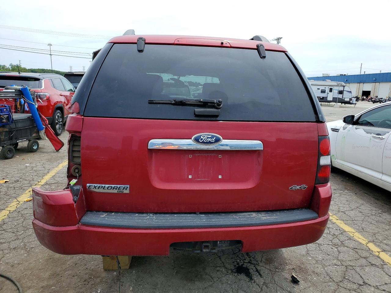 2008 Ford Explorer Xlt Красный vin: 1FMEU73E38UA82364