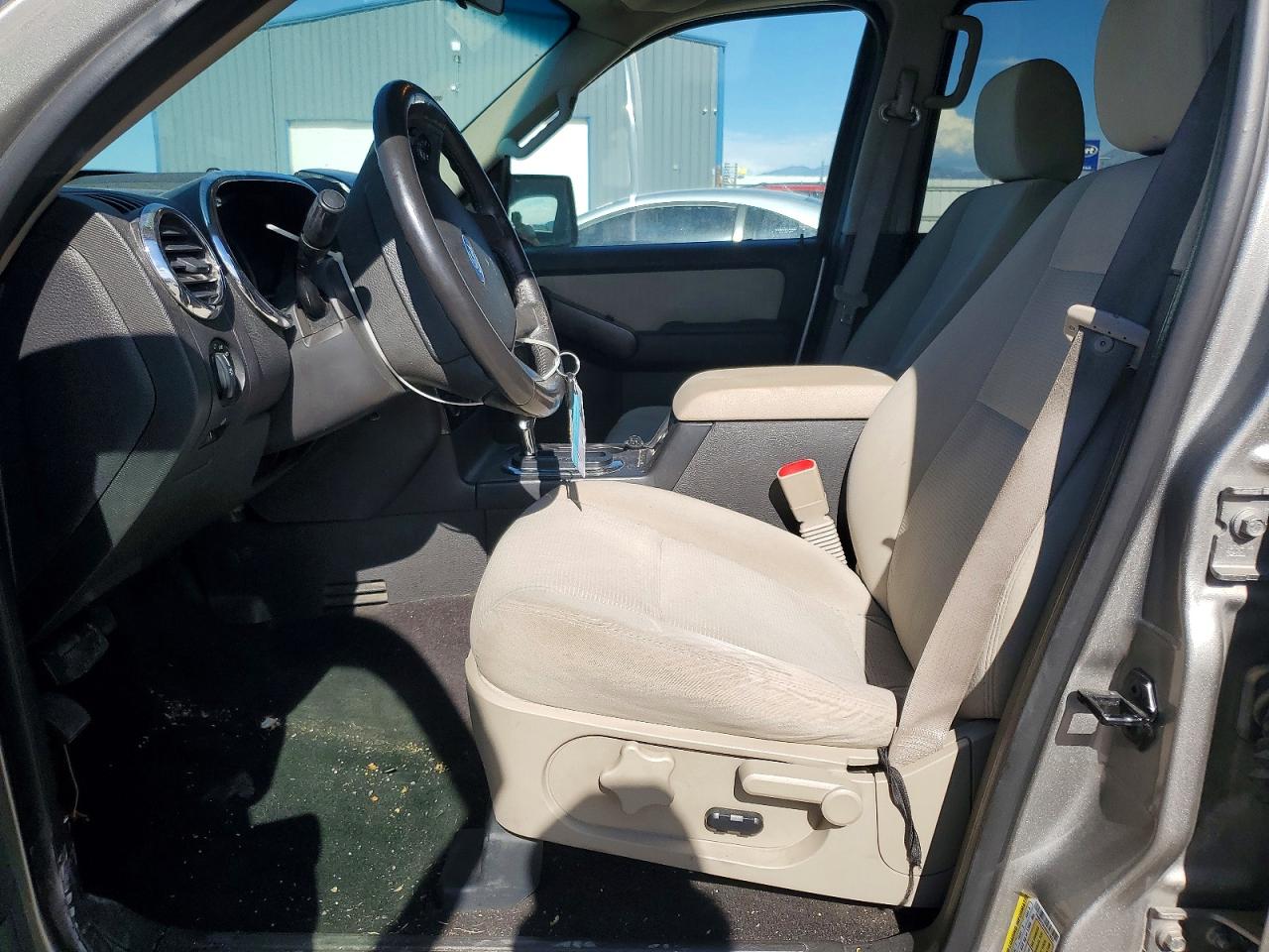 2008 Ford Explorer Xlt Gold vin: 1FMEU73E48UA10623
