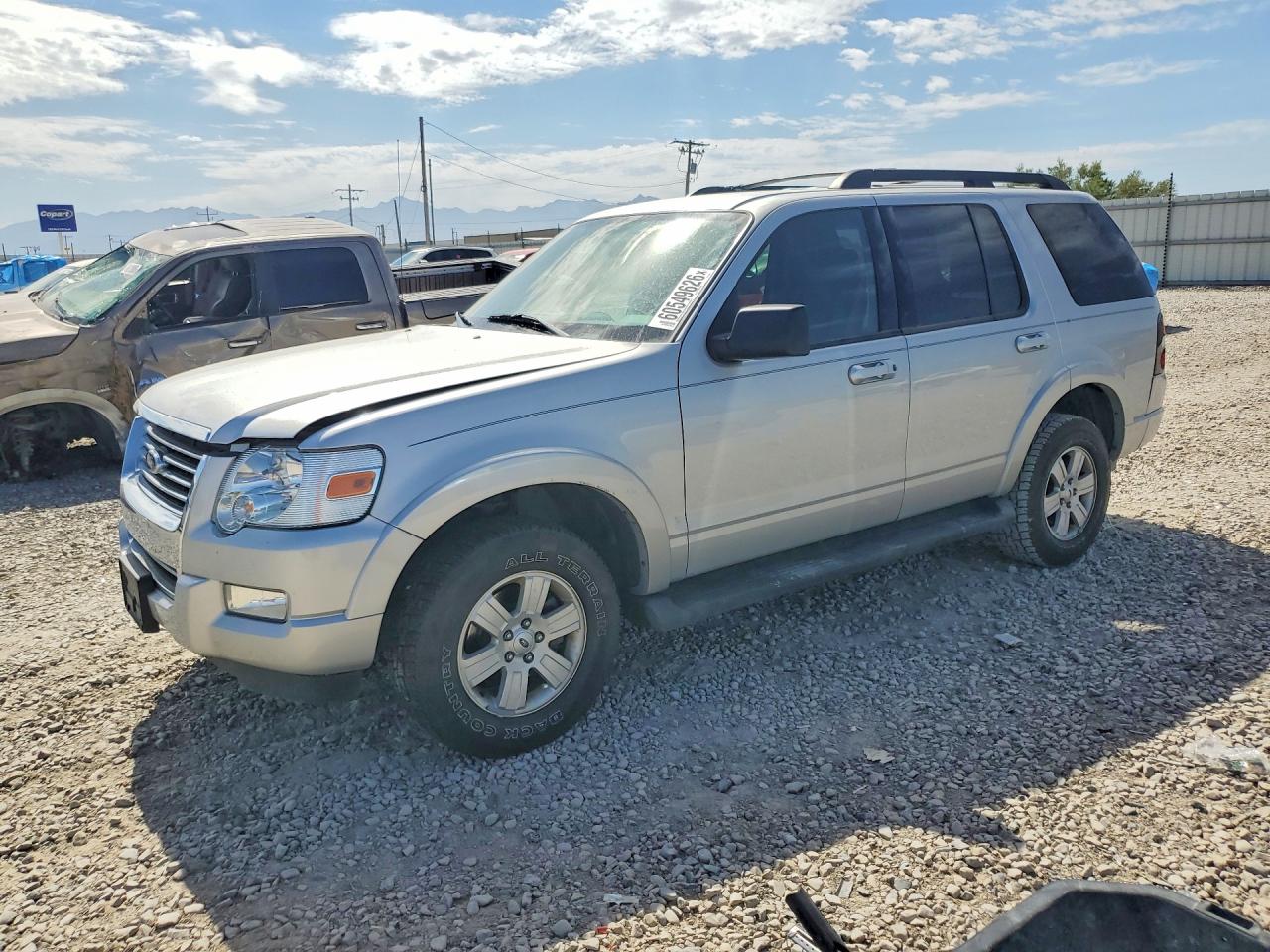 2009 Ford Explorer Xlt Silver vin: 1FMEU73E49UA14348