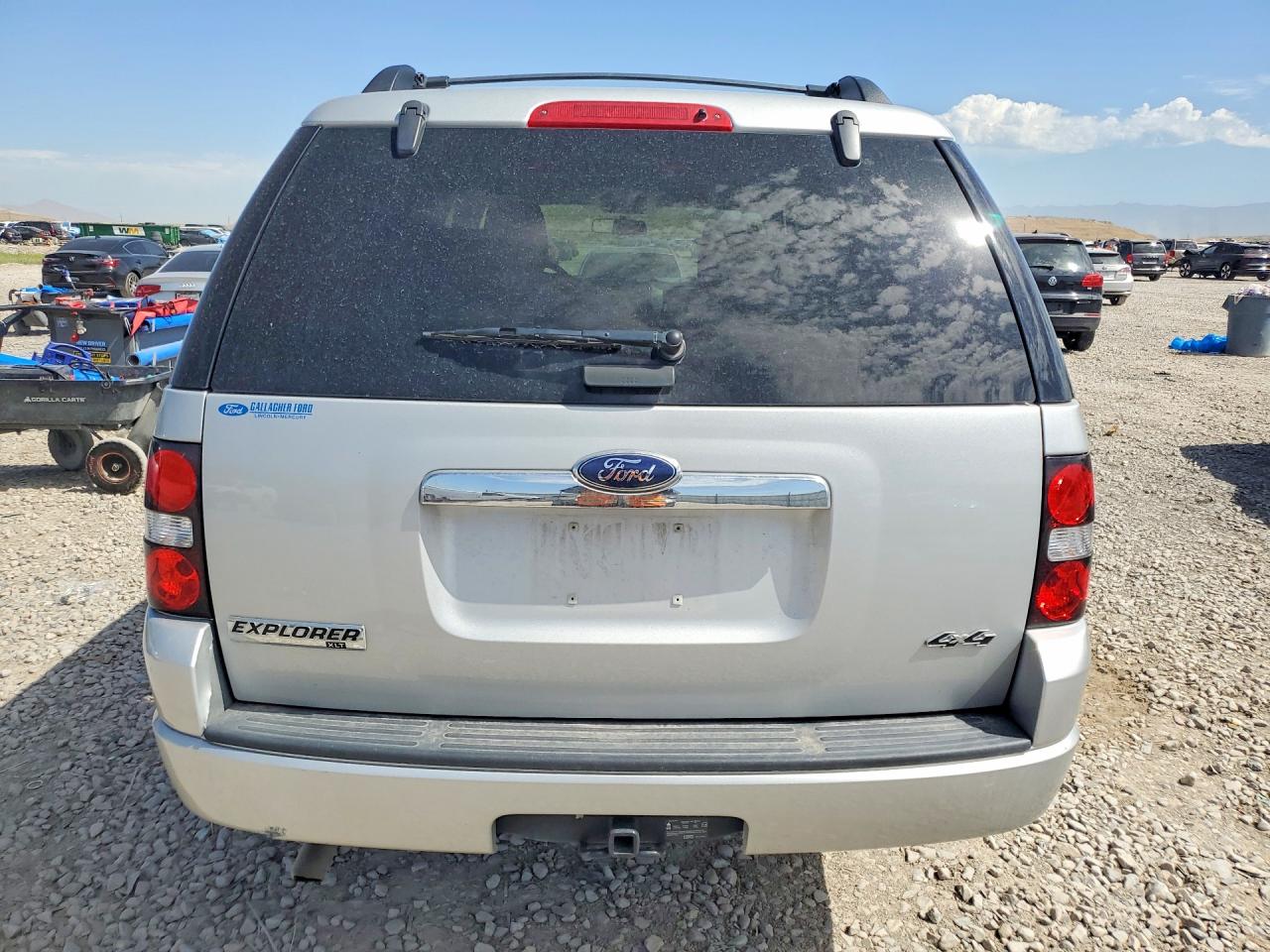 2009 Ford Explorer Xlt Silver vin: 1FMEU73E49UA14348