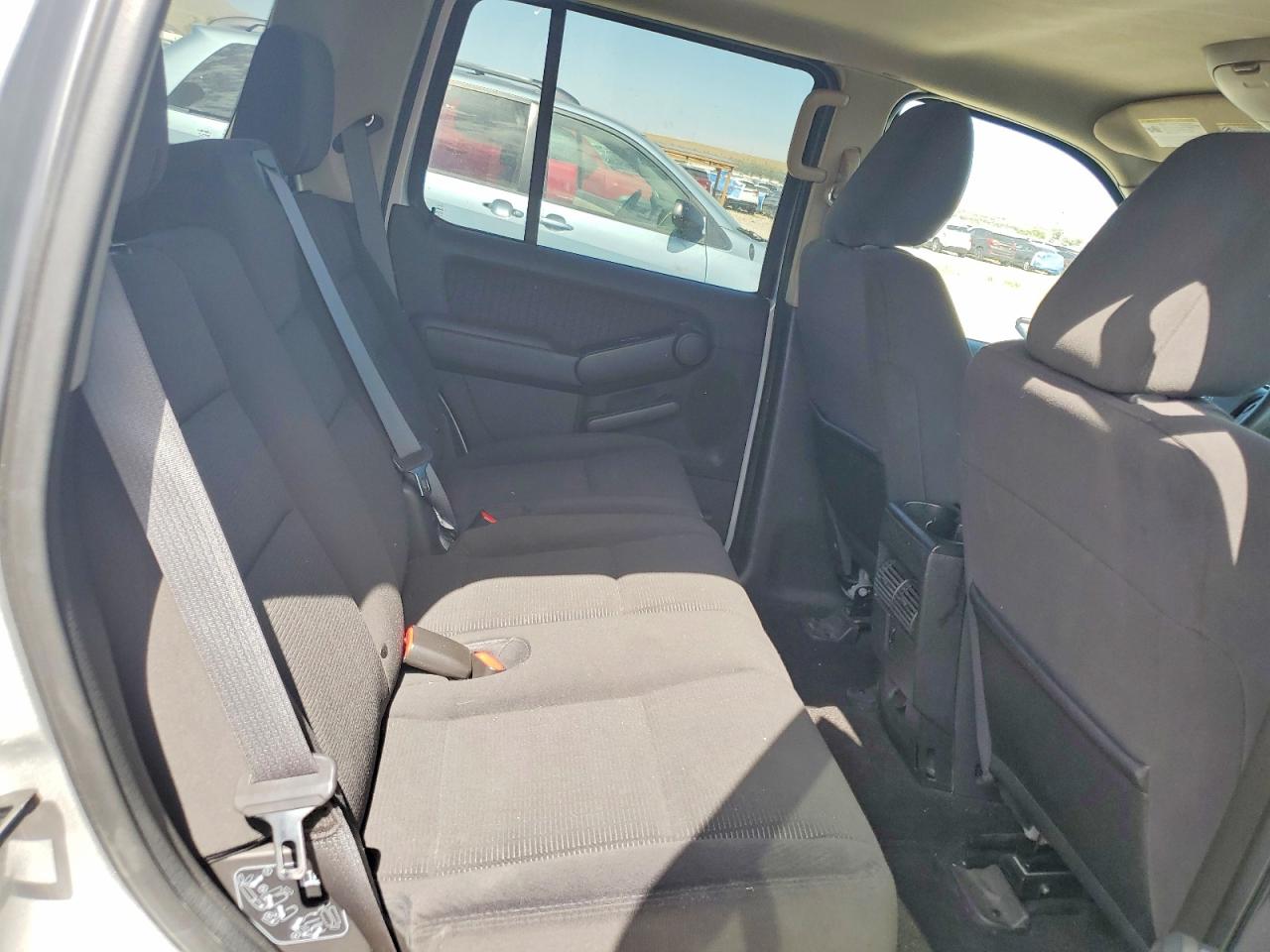 2009 Ford Explorer Xlt Silver vin: 1FMEU73E49UA14348