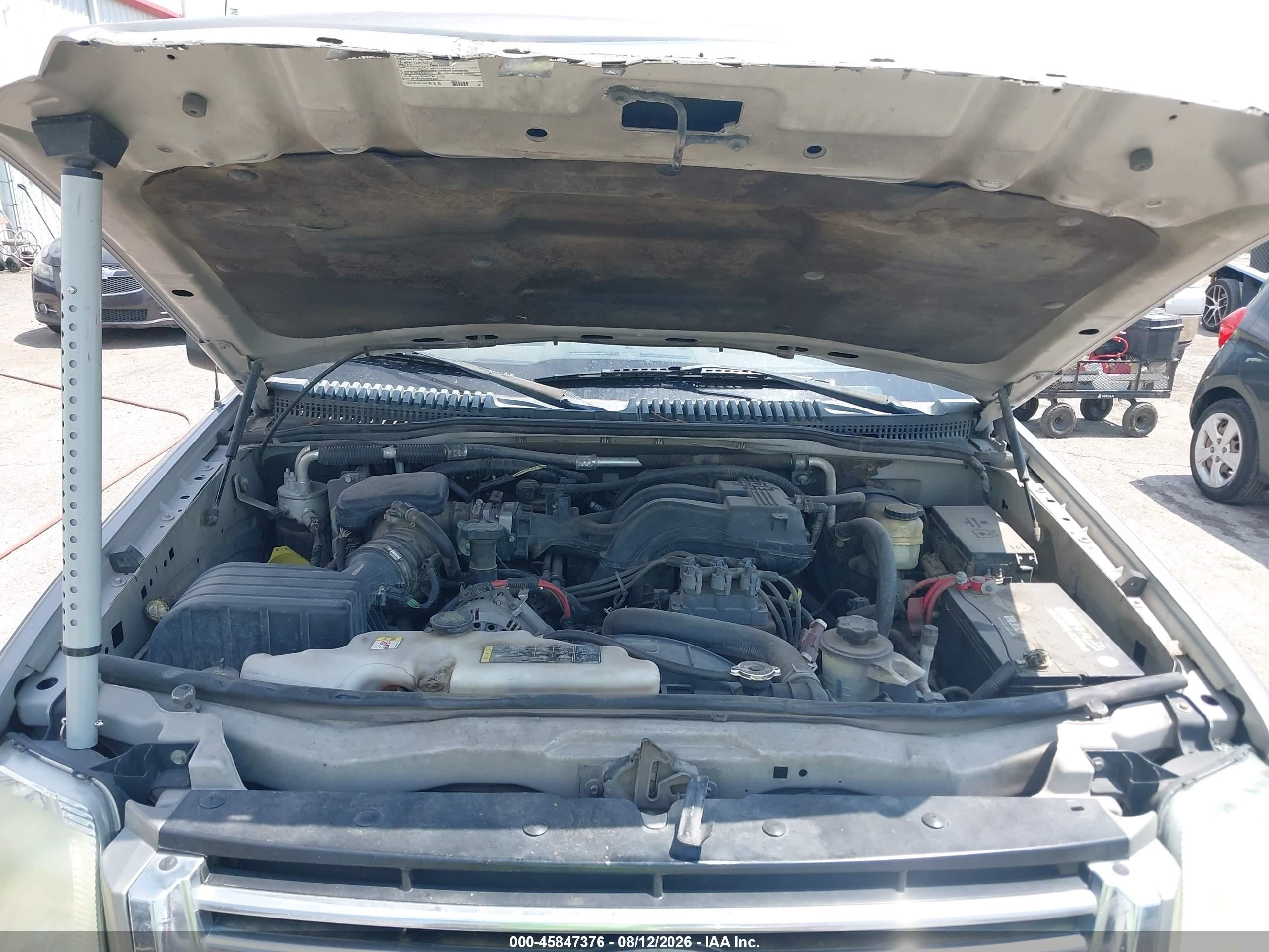 2008 Ford Explorer Xlt Silver vin: 1FMEU73E58UB06230