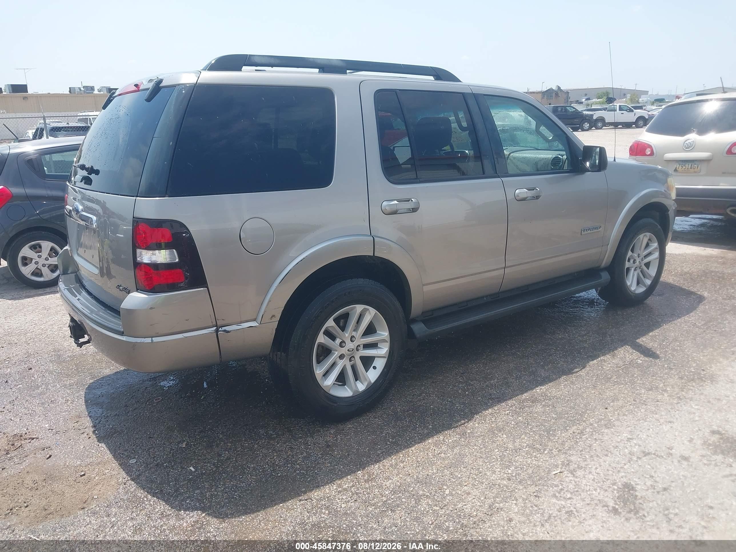 2008 Ford Explorer Xlt Silver vin: 1FMEU73E58UB06230