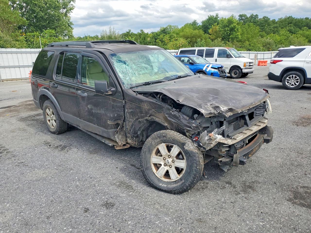 2006 Ford Explorer Xlt Gray vin: 1FMEU73E66UA26318