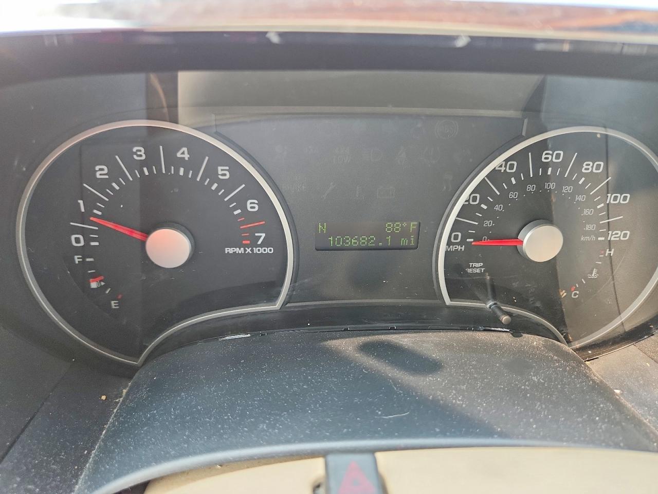 2006 Ford Explorer Xlt Red vin: 1FMEU73E66UB20022