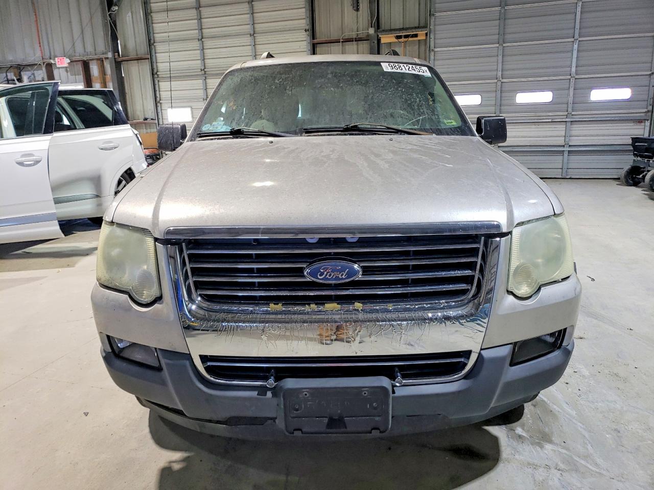 2006 Ford Explorer Xlt Silver vin: 1FMEU73E66UB38245