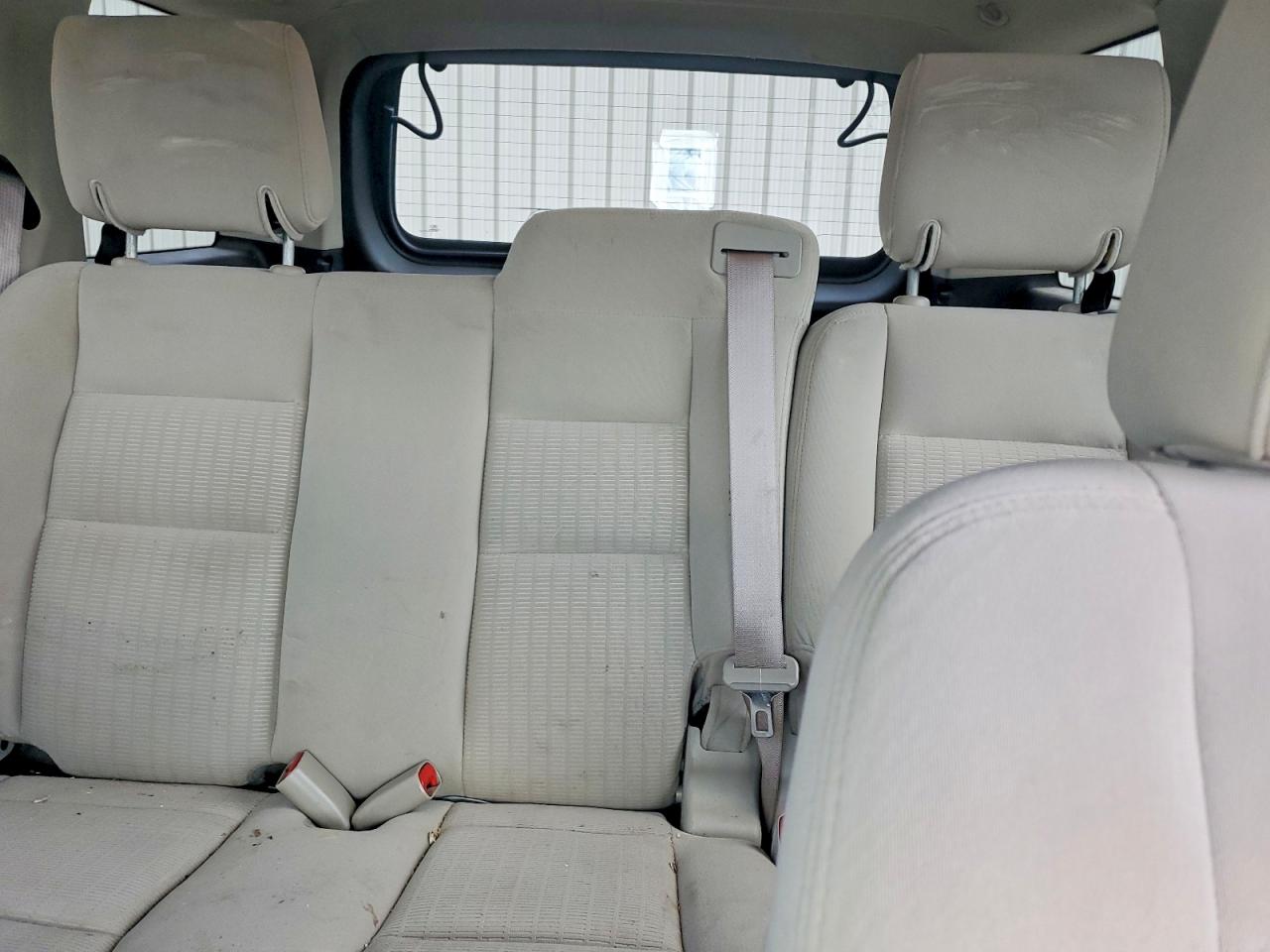 2008 Ford Explorer Xlt White vin: 1FMEU73E68UB35297