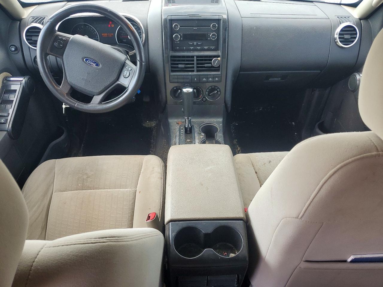 2008 Ford Explorer Xlt White vin: 1FMEU73E68UB35297
