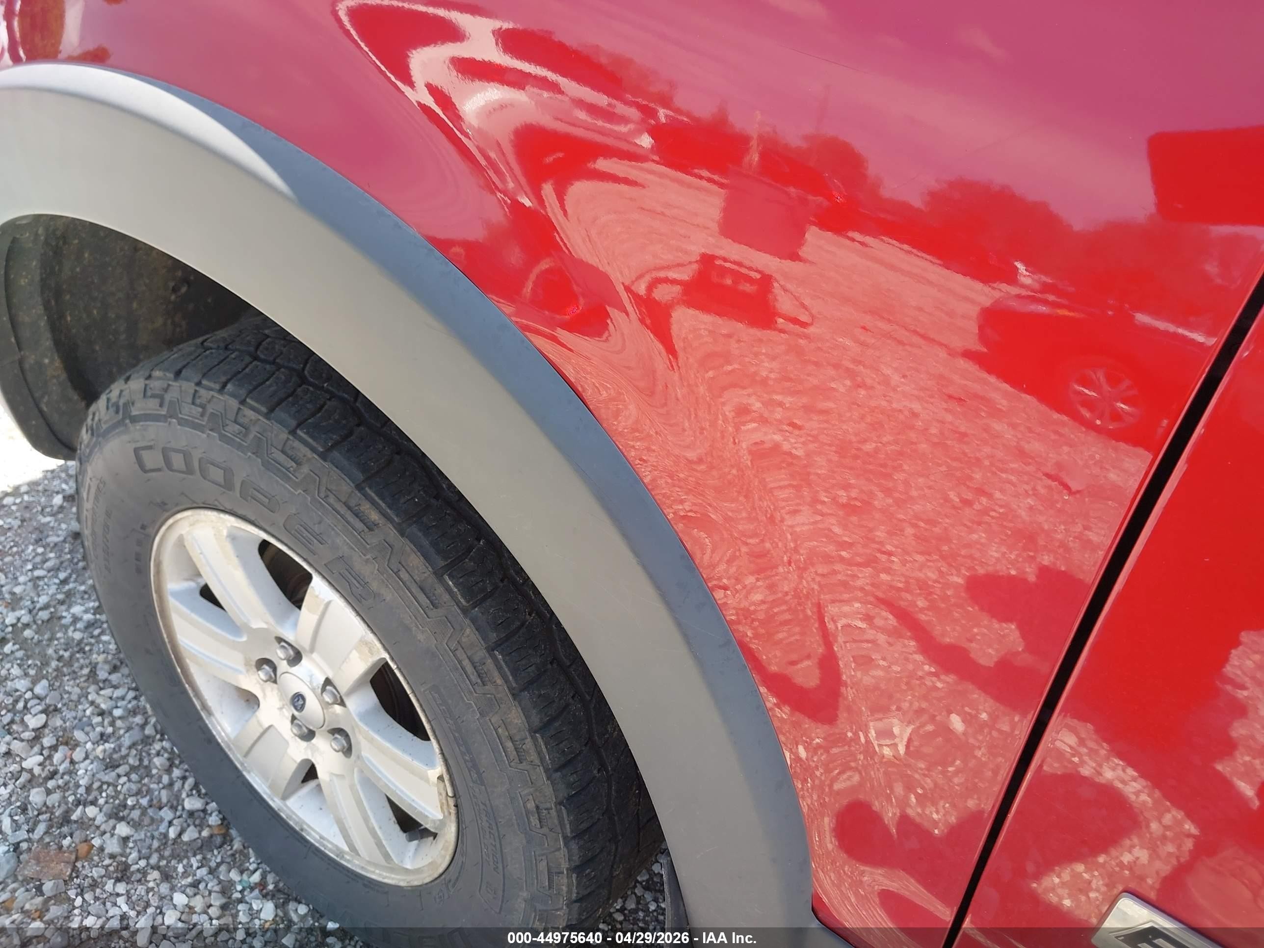 2006 Ford Explorer Xlt Maroon vin: 1FMEU73E76UA59845
