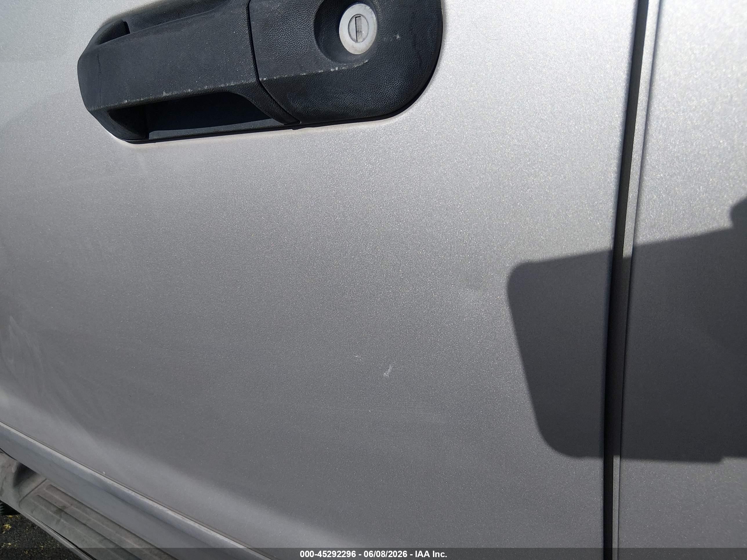 2006 Ford Explorer Xlt Silver vin: 1FMEU73E76UB35290