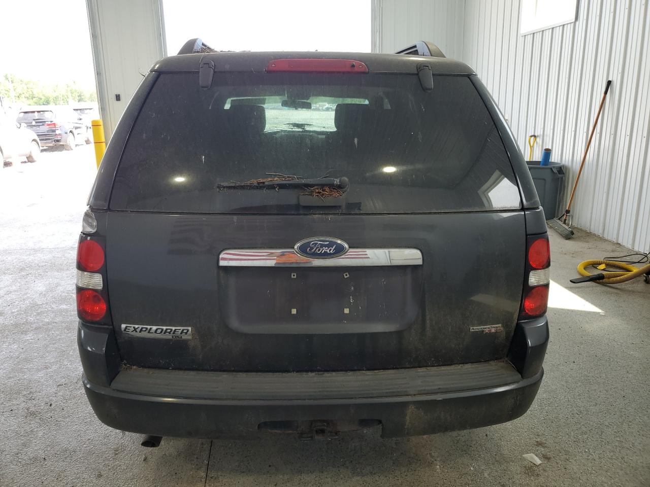 2007 Ford Explorer Xlt Gray vin: 1FMEU73E77UB82918 Damage: Lift Gate, Dent(S) W/No Paint Dmg, < 1/8 Inch