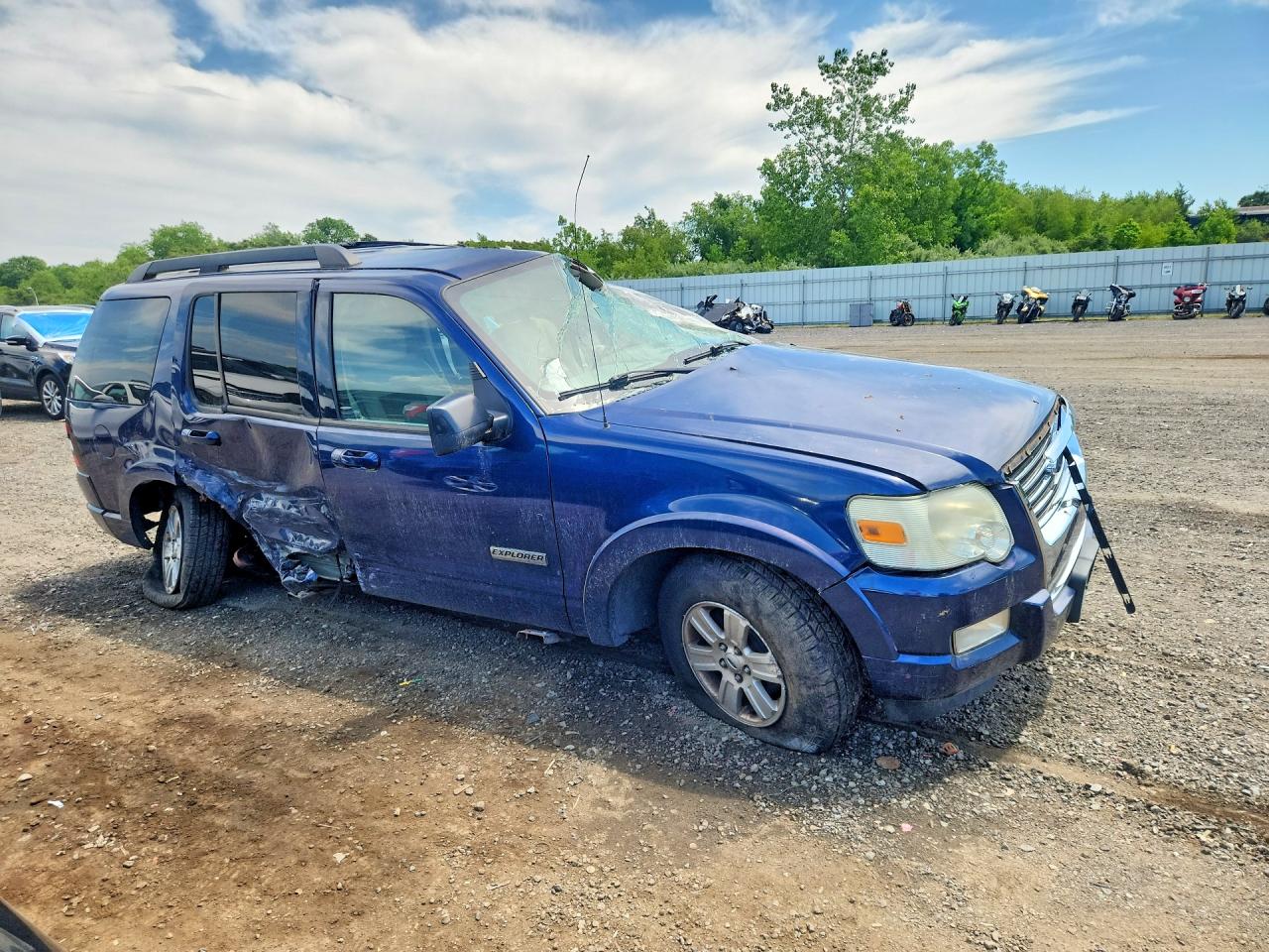 2007 Ford Explorer Xlt Blue vin: 1FMEU73E77UB88203