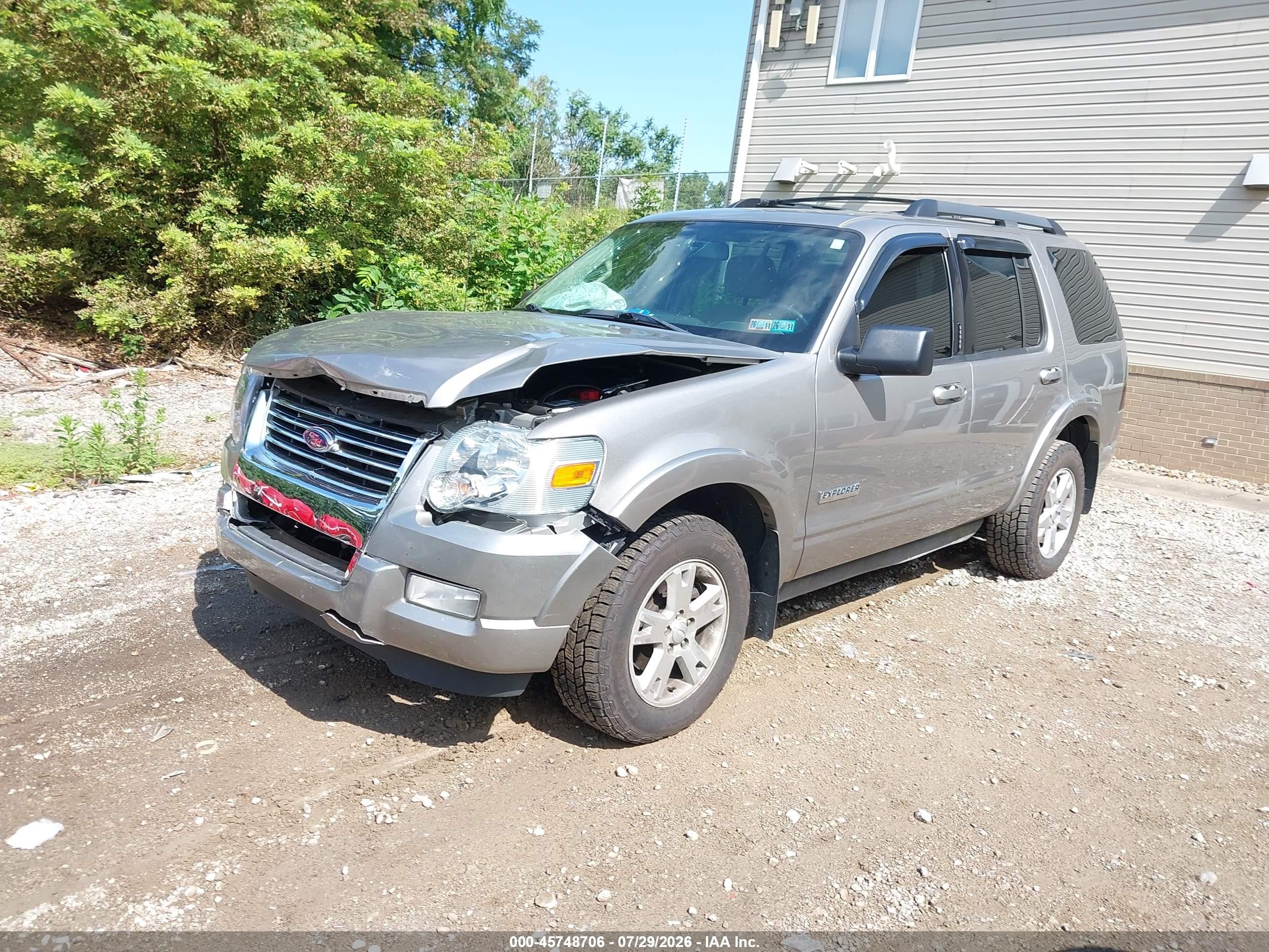 2008 Ford Explorer Xlt Silver vin: 1FMEU73E78UB00087