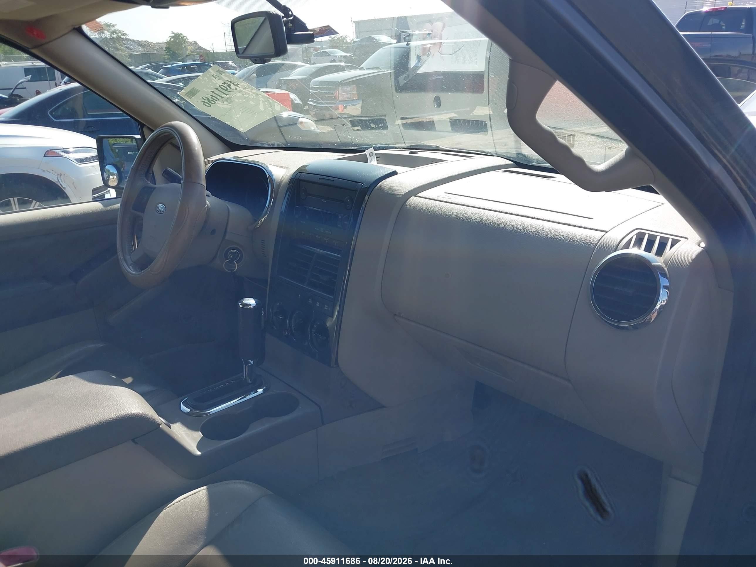2006 Ford Explorer Xlt Black vin: 1FMEU73E86UA05440
