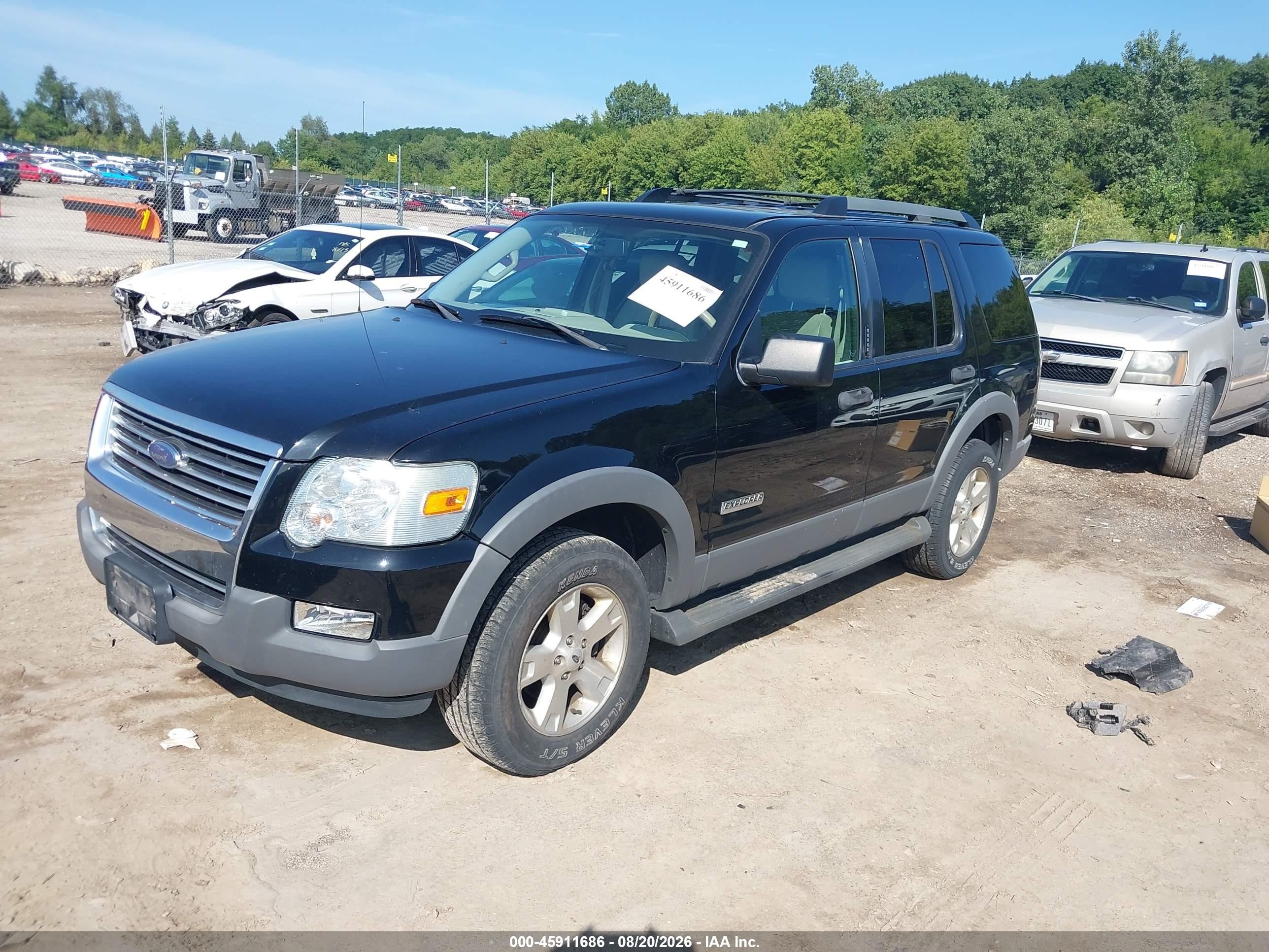 2006 Ford Explorer Xlt Black vin: 1FMEU73E86UA05440