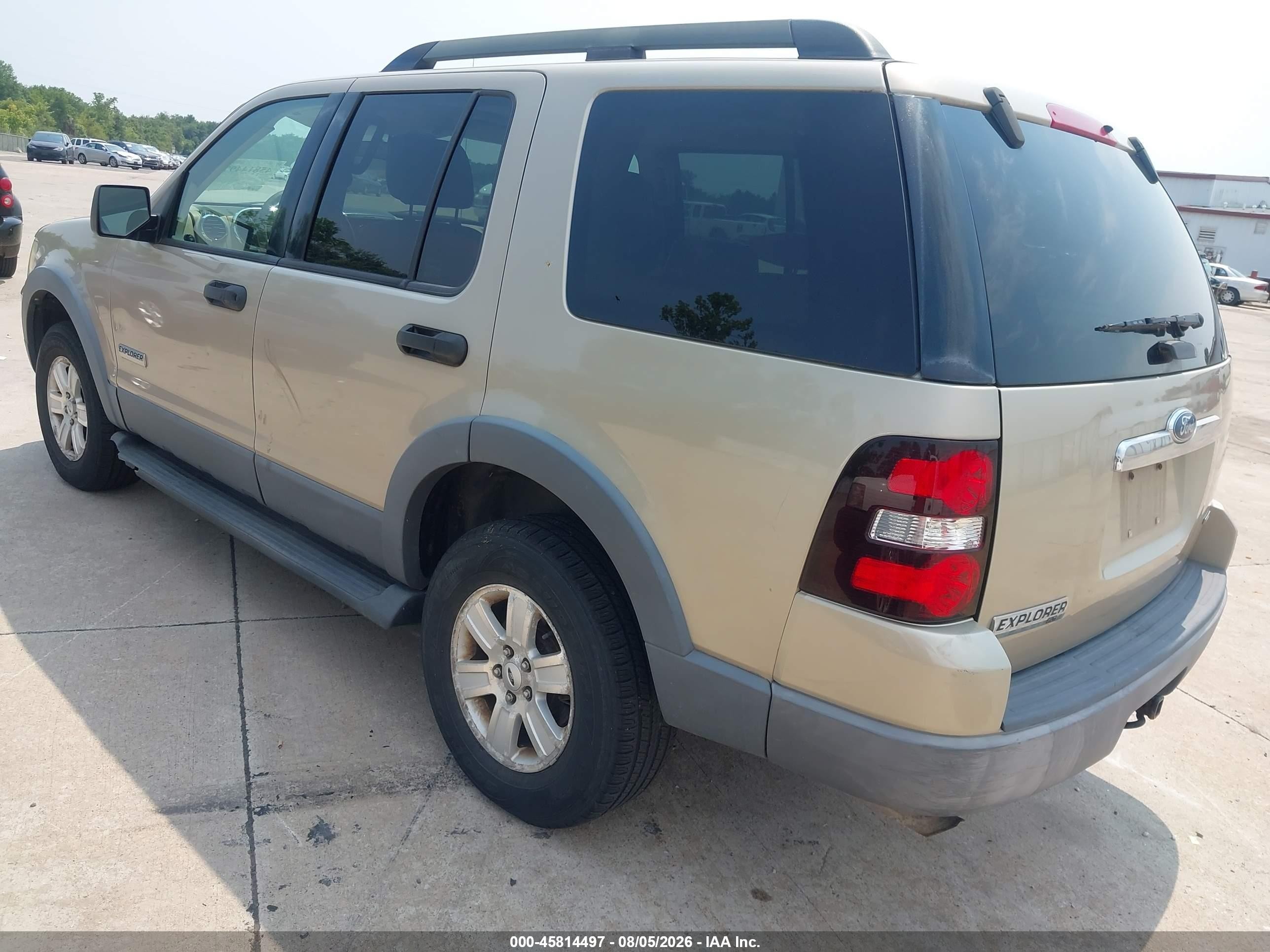 2006 Ford Explorer Xlt Gold vin: 1FMEU73E86UA93020
