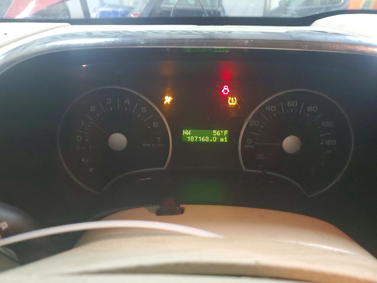 2006 Ford Explorer Xlt Красный vin: 1FMEU73E86UB06770