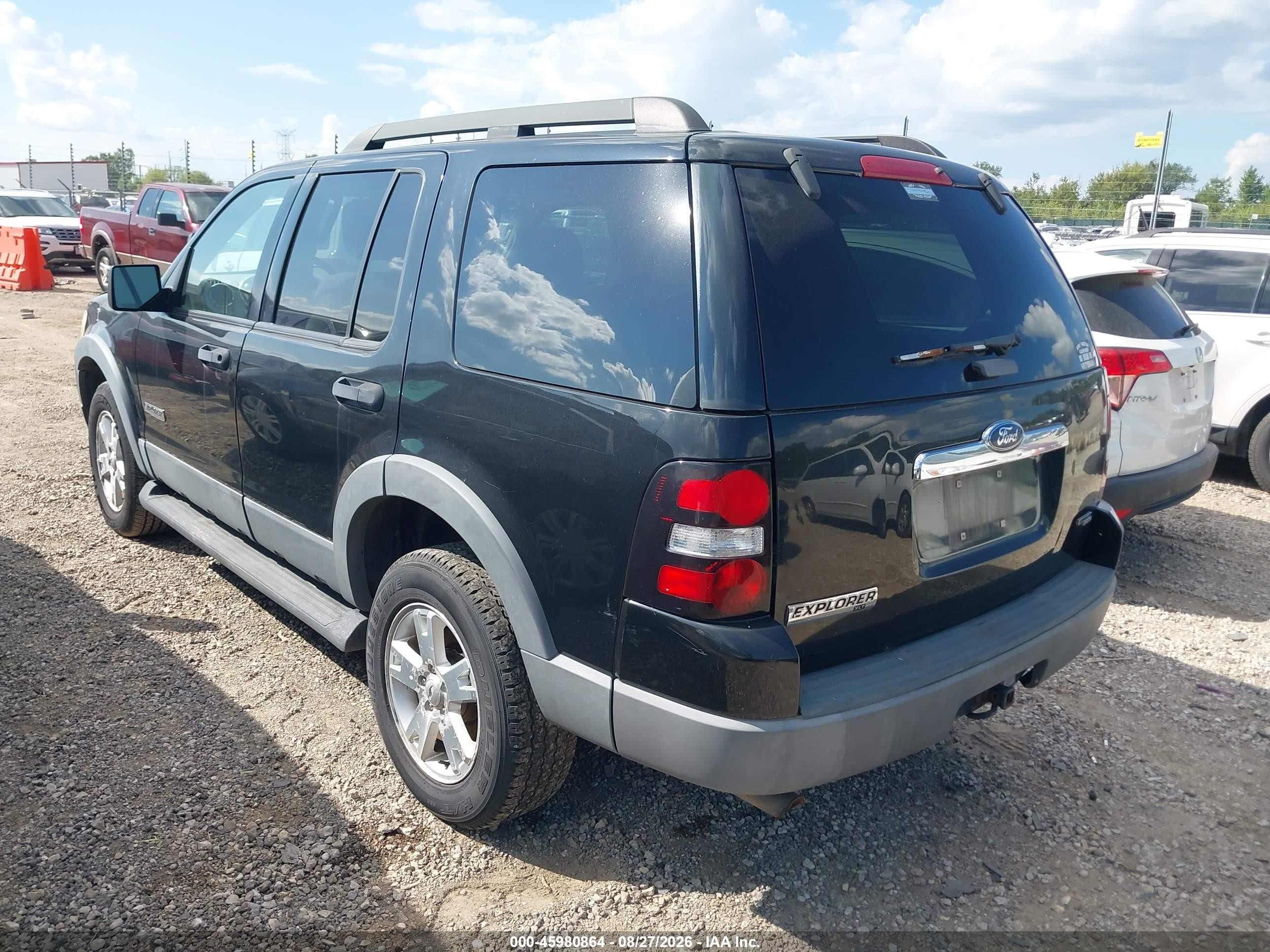 2006 Ford Explorer Xlt Black vin: 1FMEU73E86UB08101