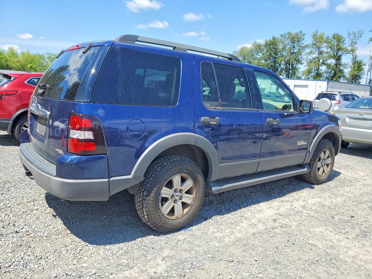 2006 Ford Explorer Xlt Blue vin: 1FMEU73E86UB74468