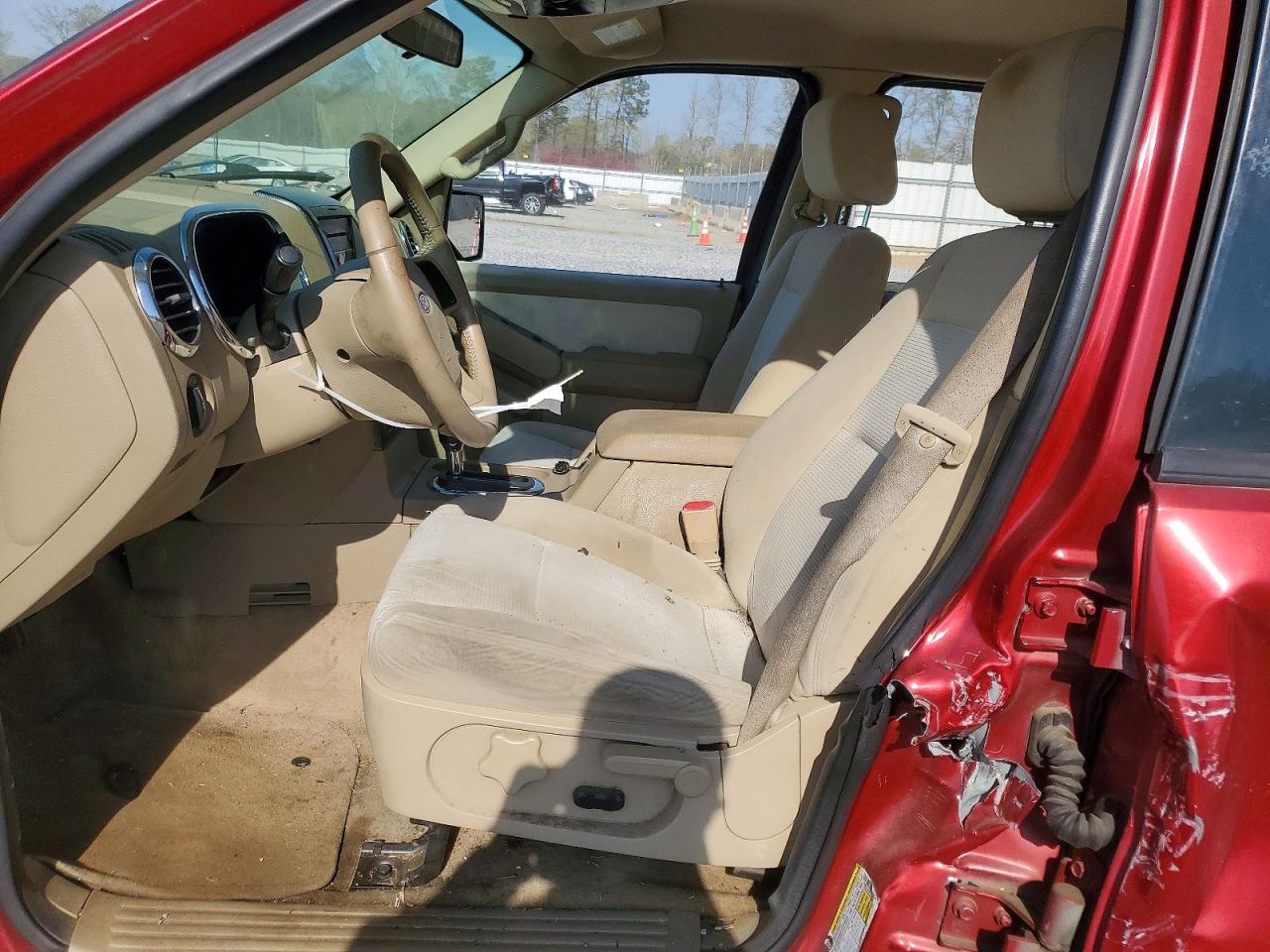 2007 Ford Explorer Xlt Red vin: 1FMEU73E97UB68275