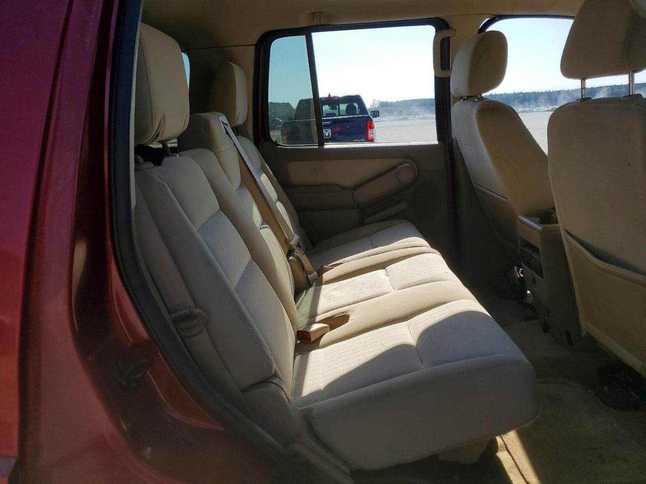 2007 Ford Explorer Xlt Red vin: 1FMEU73E97UB68275
