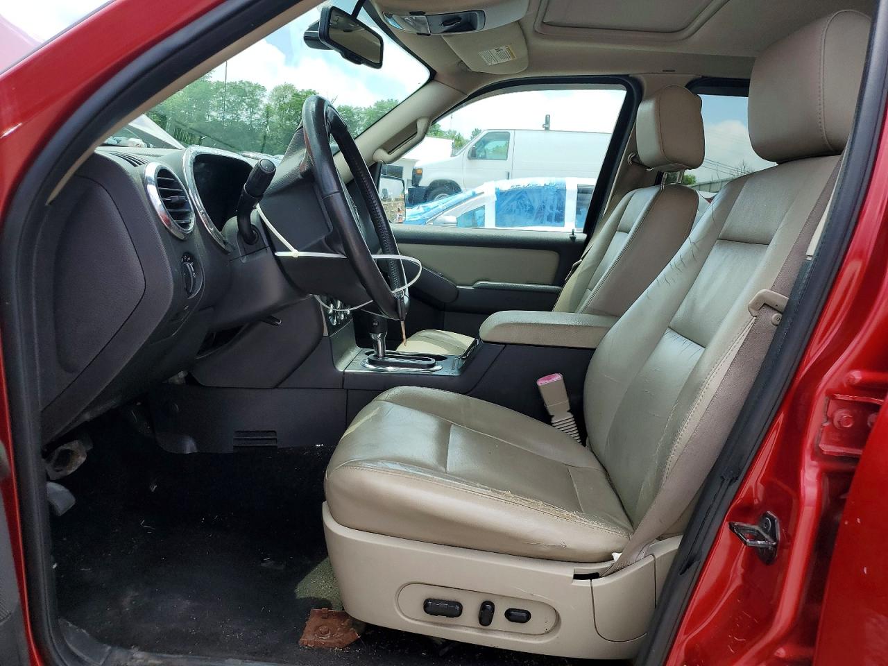 2008 Ford Explorer Xlt Темно-бордовый vin: 1FMEU73E98UA00931