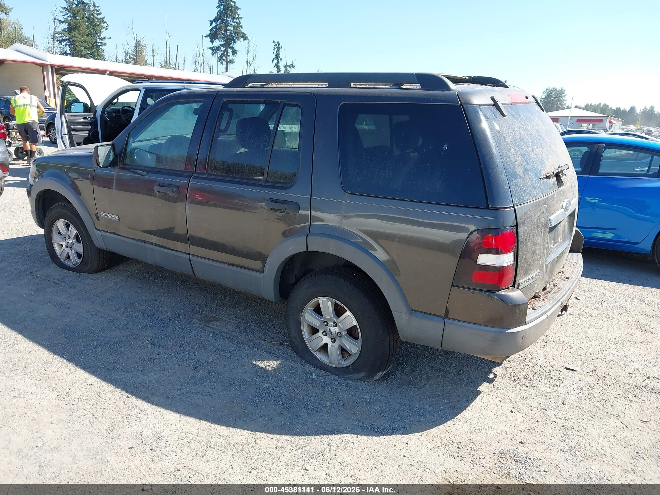 2006 Ford Explorer Xlt Black vin: 1FMEU73EX6UA30386