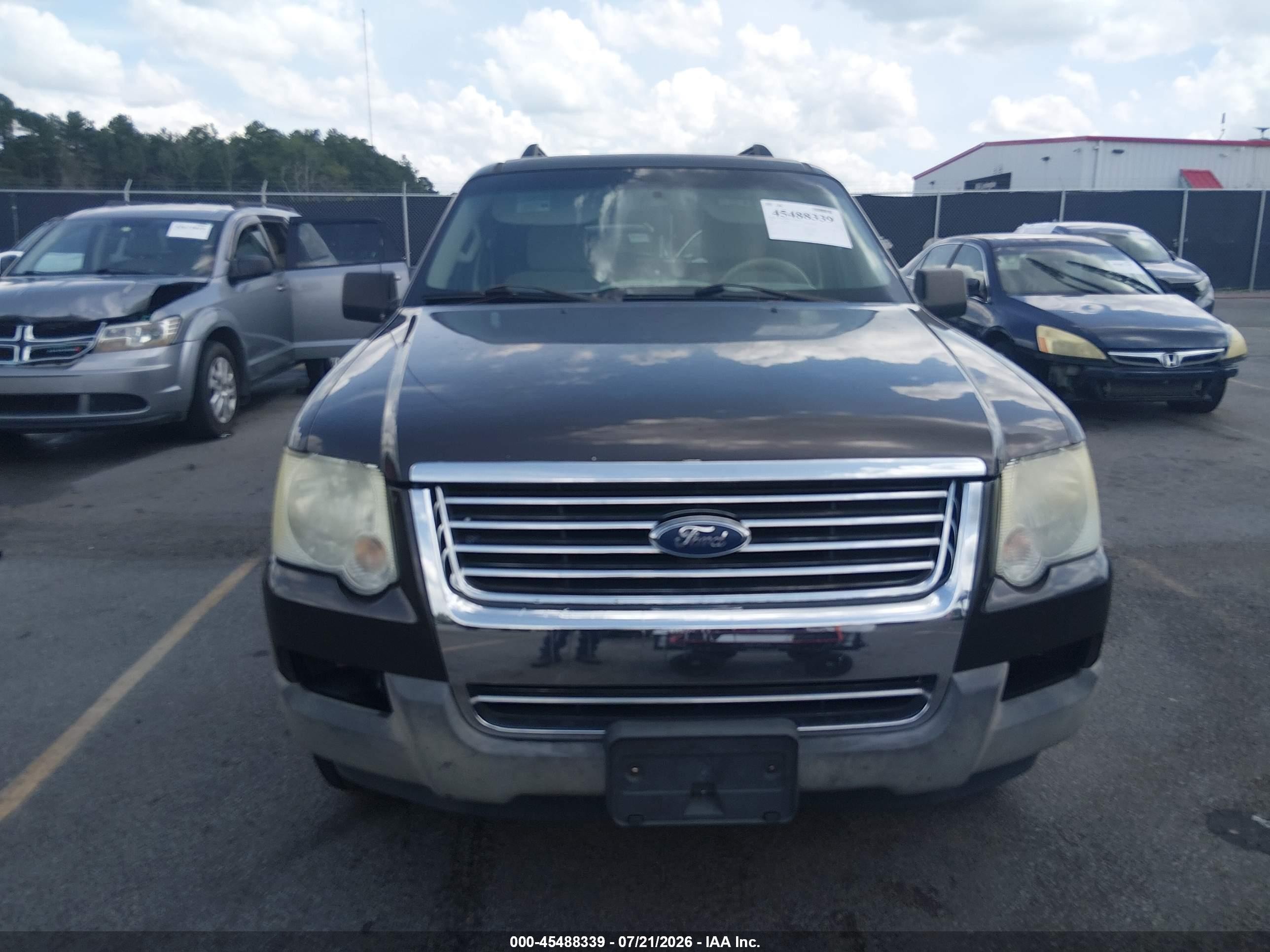 2006 Ford Explorer Xlt Brown vin: 1FMEU73EX6UA63470
